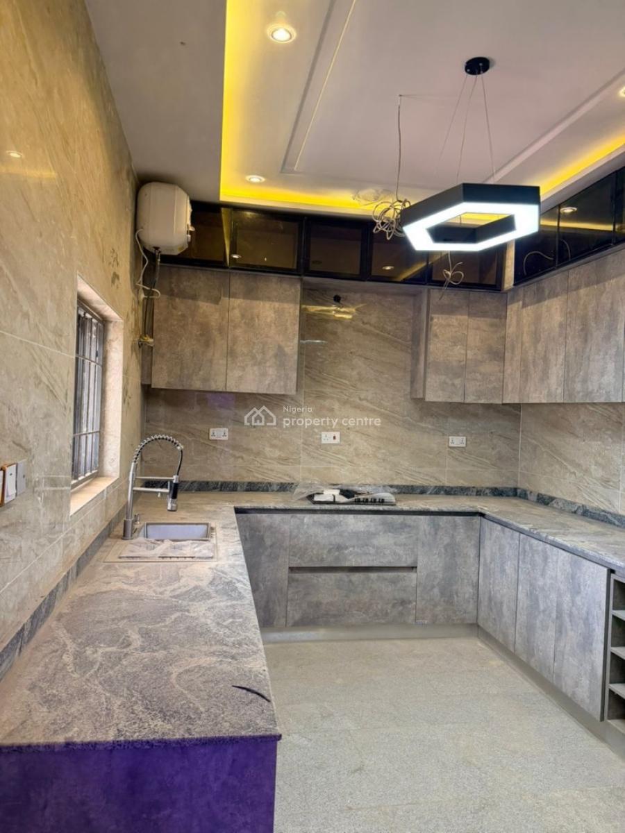 Newly Built Fully Automated 4-bedroom Terrace Duplex with Bq (3 Floors, Guzape District, Abuja, Terraced Duplex for Sale