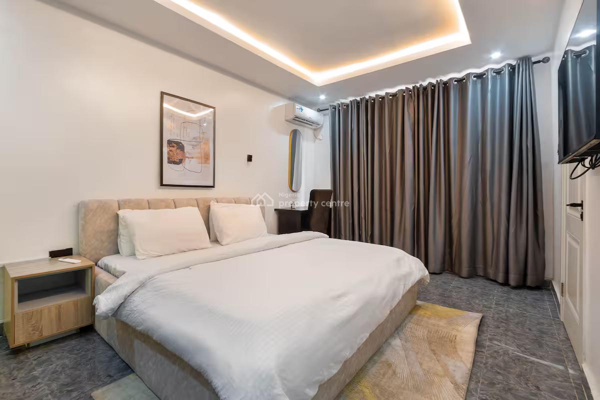 Ahiij 3 Bedroom Apartment with Ps5, Gym and Swimming Pool, Victoria Island (vi), Lagos, Flat / Apartment Short Let