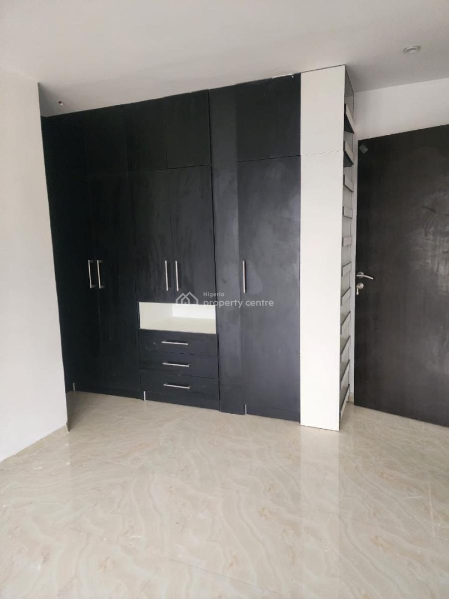 Fully Serviced 3 Bedroom Apartment with Pool and Gym, Jakande, Lekki, Lagos, Flat / Apartment for Rent