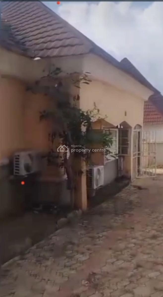 for a Lucky Buyer 3 Bedrooms Detached Bungalow with Bq , Sunnyvale, Galadimawa, Abuja, Detached Bungalow for Sale