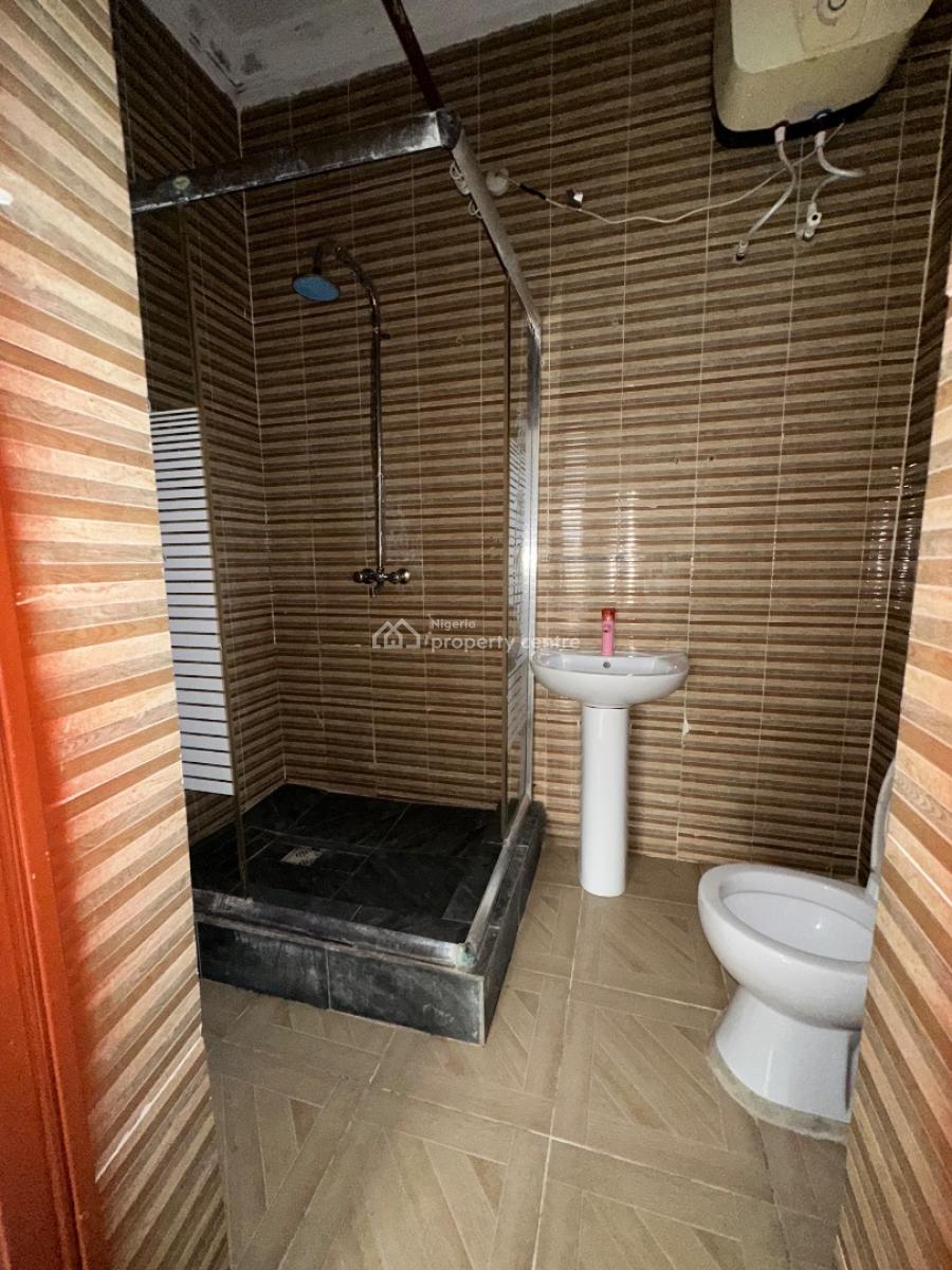 Specious 3bedroom Apartment, Atlantic View Estate New Road, Lekki, Lagos, Flat / Apartment for Rent