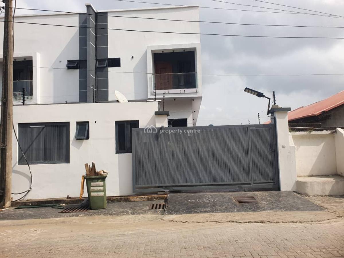 5 Bedroom Semi Detached House with a Bq.  in an Estate, Osapa, Lekki, Lagos, Semi-detached Duplex for Rent