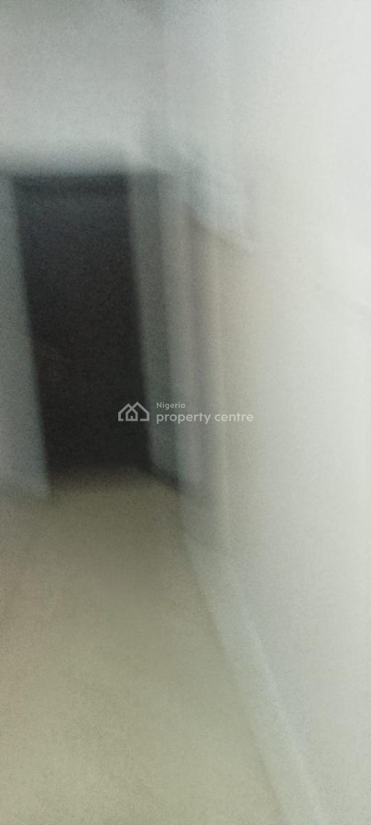 a Spacious Standard Self Contained Apartment, Chevron Drive North Point Estate, Lekki, Lagos, Self Contain (single Rooms) for Rent