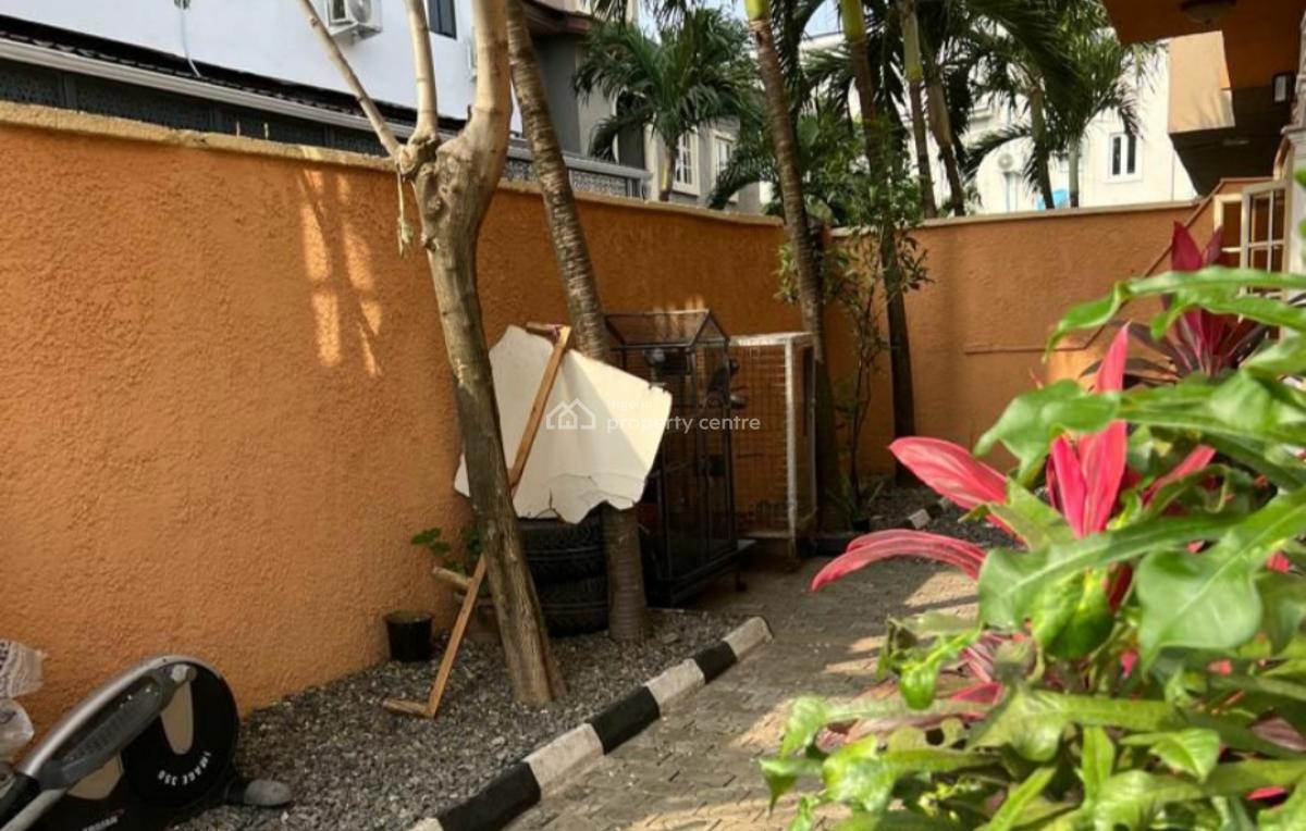 4 Bedrooms Semi Detached House, 2 Sitting Room + Bq on 401sqm Land, Off Wole Olateju Crescent, Off Admiralty Way, Lekki, Lagos, Semi-detached Duplex for Sale