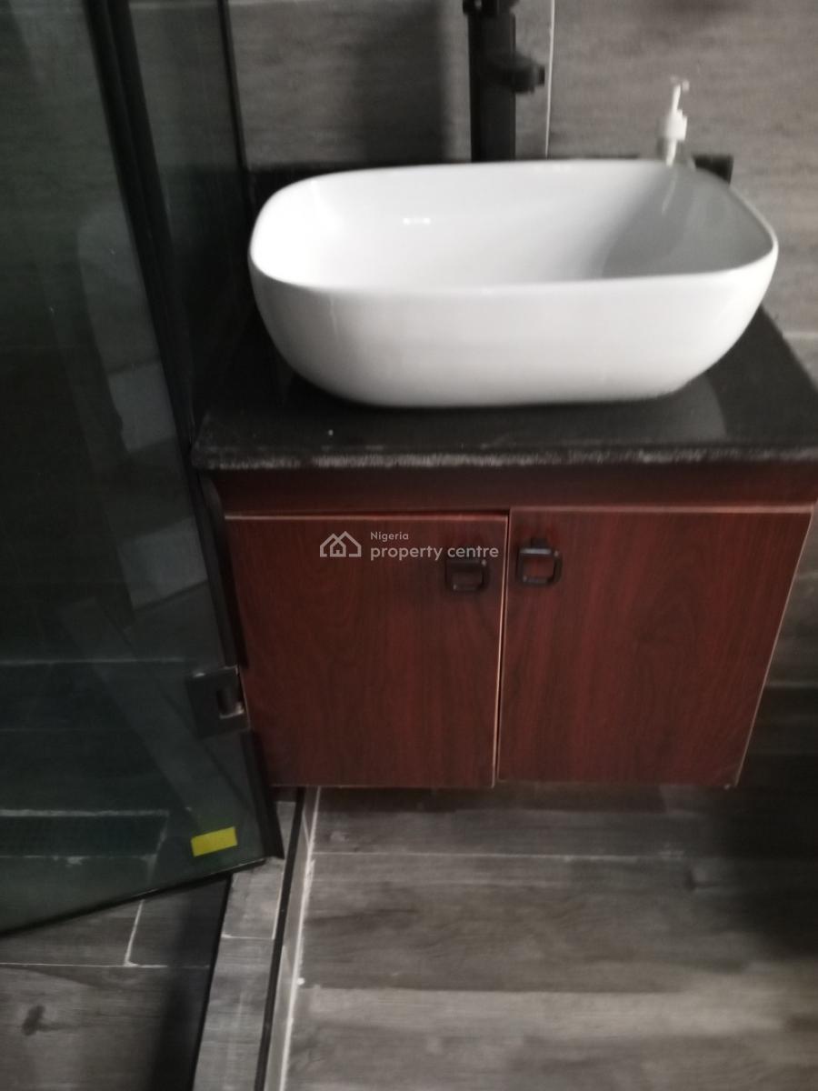 Luxury 3bedroom House, Before Chevron Round About, Lekki Phase 1, Lekki, Lagos, Detached Duplex Short Let