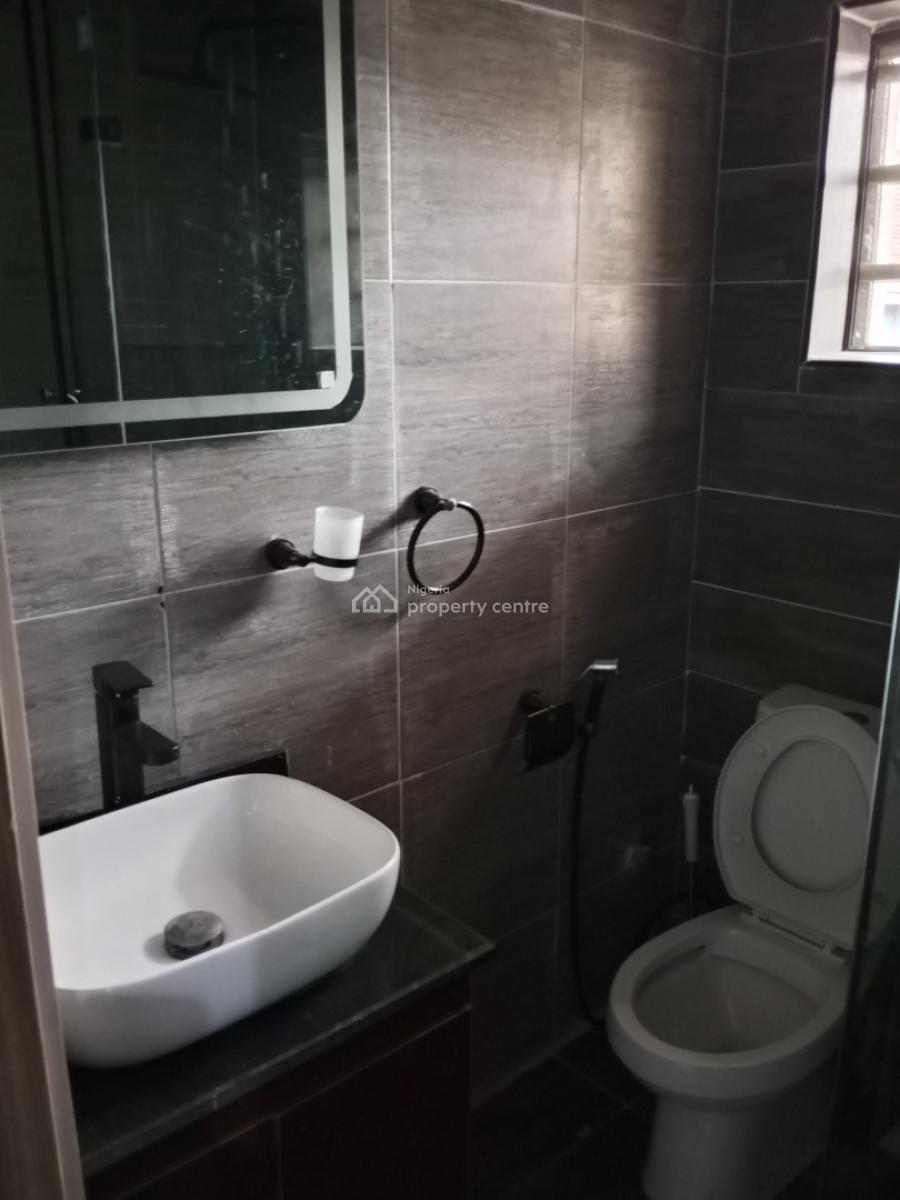 Luxury 3bedroom House, Before Chevron Round About, Lekki Phase 1, Lekki, Lagos, Detached Duplex Short Let