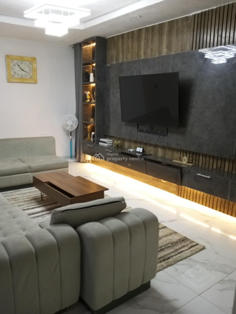 1 Bedroom Apartment, Before Chevron Round About, Lekki Phase 1, Lekki, Lagos, Flat / Apartment Short Let