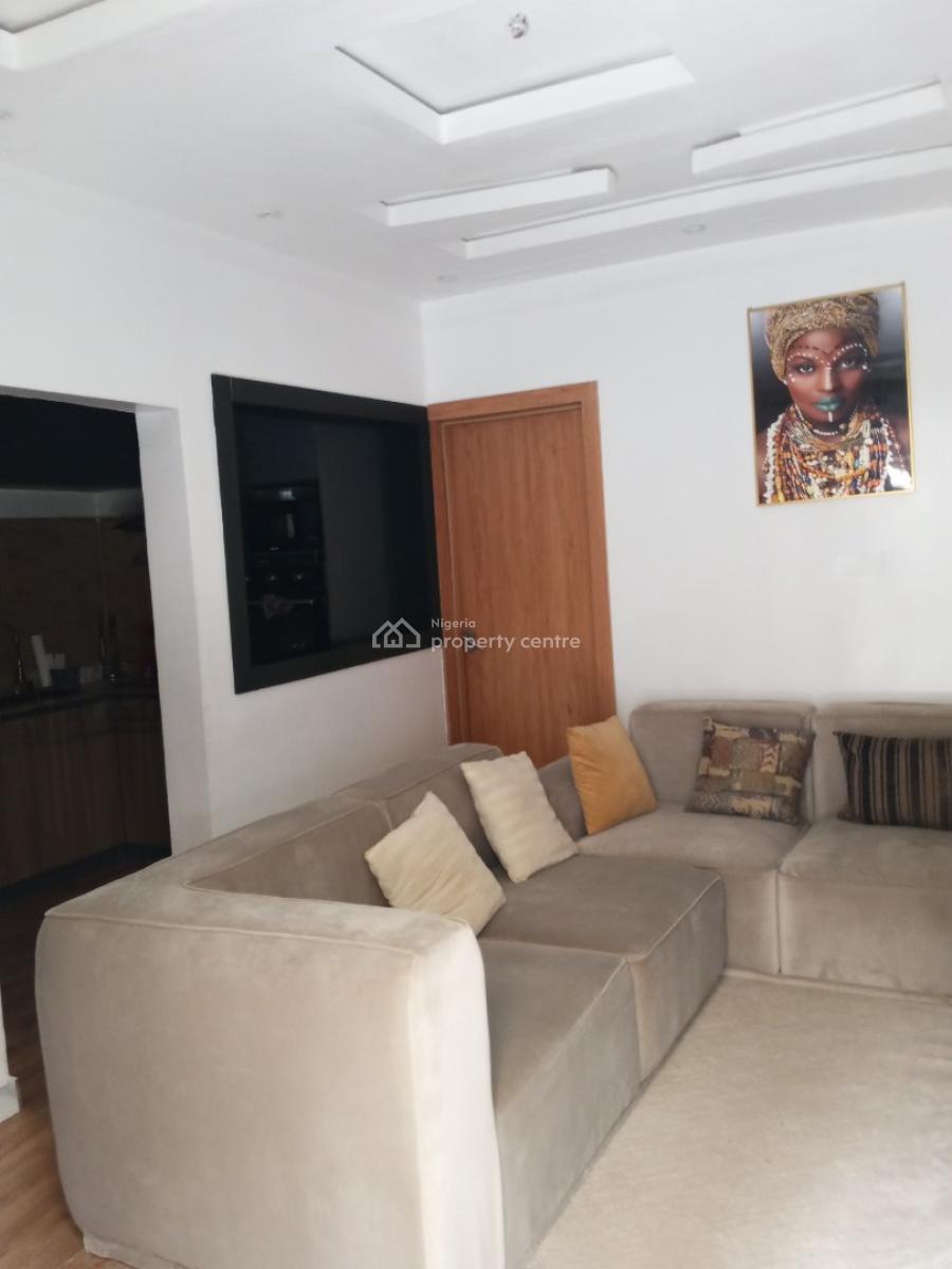 1 Bedroom Apartment, Before Chevron Round About, Lekki Phase 1, Lekki, Lagos, Flat / Apartment Short Let