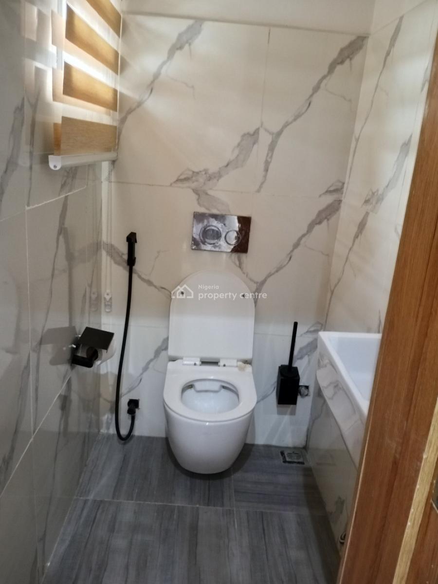 1 Bedroom Apartment, Before Chevron Round About, Lekki Phase 1, Lekki, Lagos, Flat / Apartment Short Let