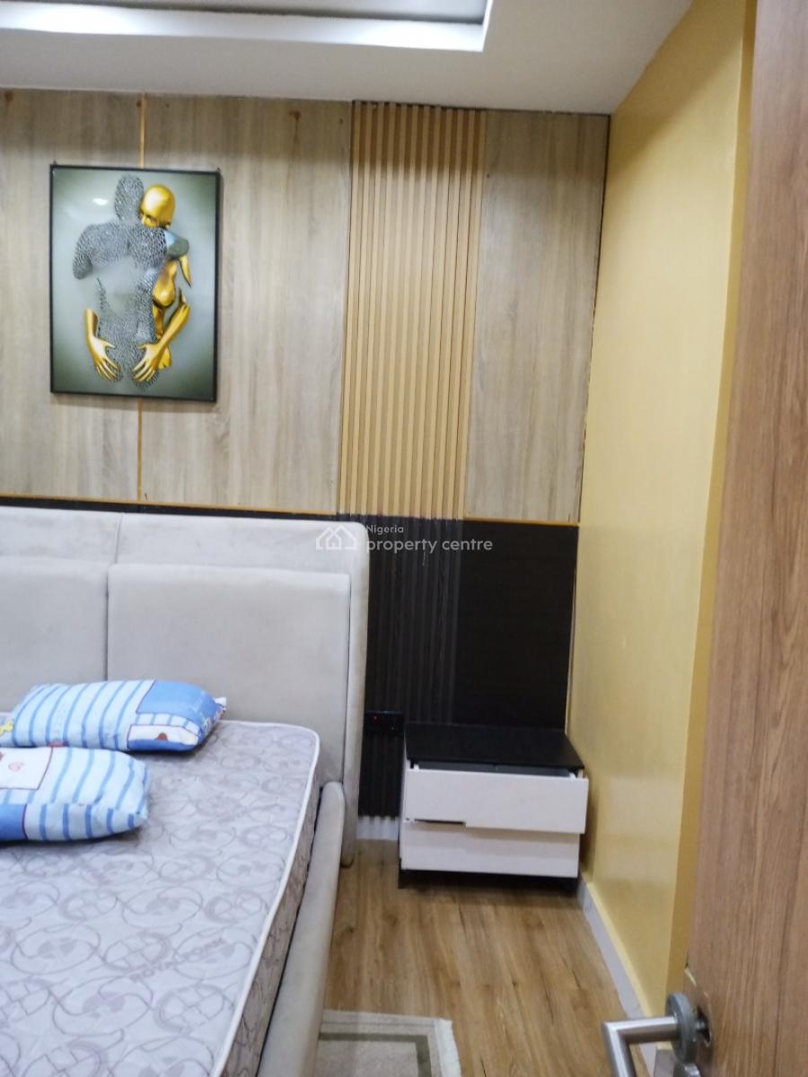 1 Bedroom Apartment, Before Chevron Round About, Lekki Phase 1, Lekki, Lagos, Flat / Apartment Short Let