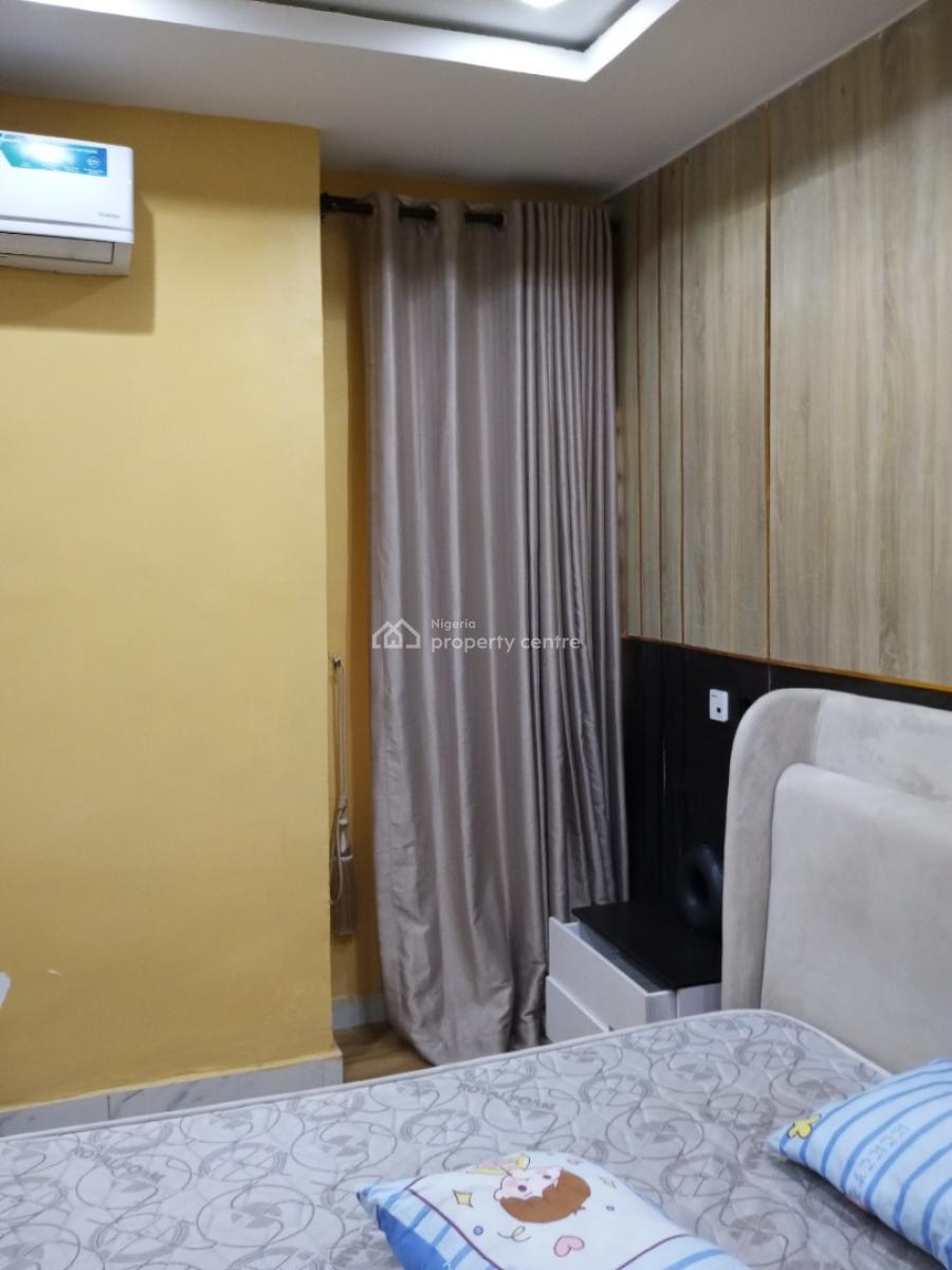 1 Bedroom Apartment, Before Chevron Round About, Lekki Phase 1, Lekki, Lagos, Flat / Apartment Short Let
