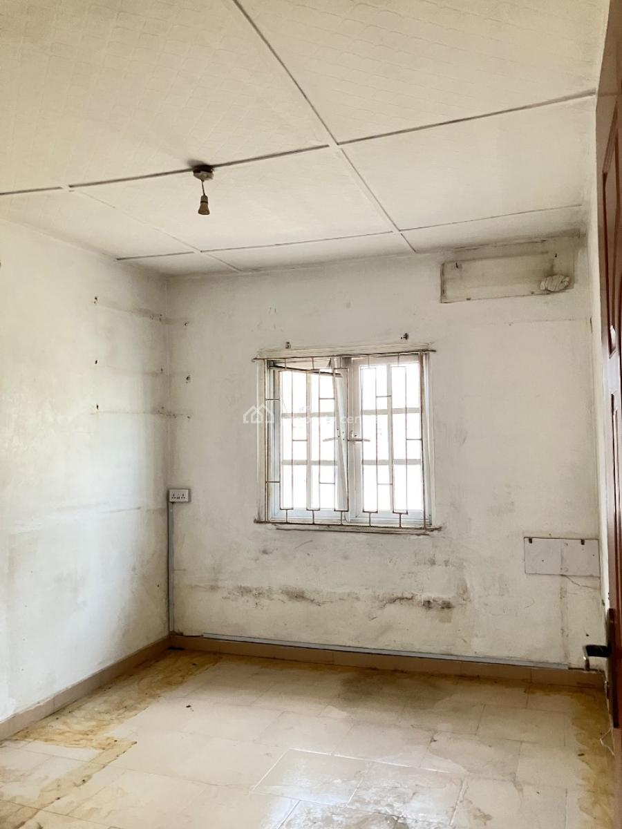 Beautiful 2 Bedroom Flat Only You in The Compound, Inside Well Secured Estate Adeniyi Jones Ikeja, Adeniyi Jones, Ikeja, Lagos, Flat / Apartment for Rent