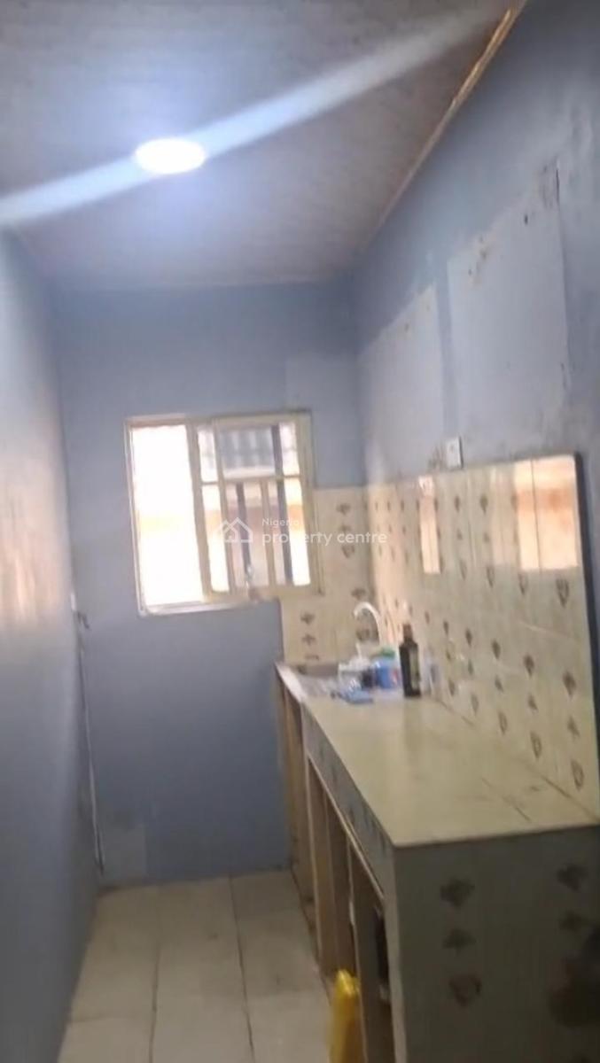 Lovely 2bedroom Flat, Anthony, Maryland, Lagos, Flat / Apartment for Rent