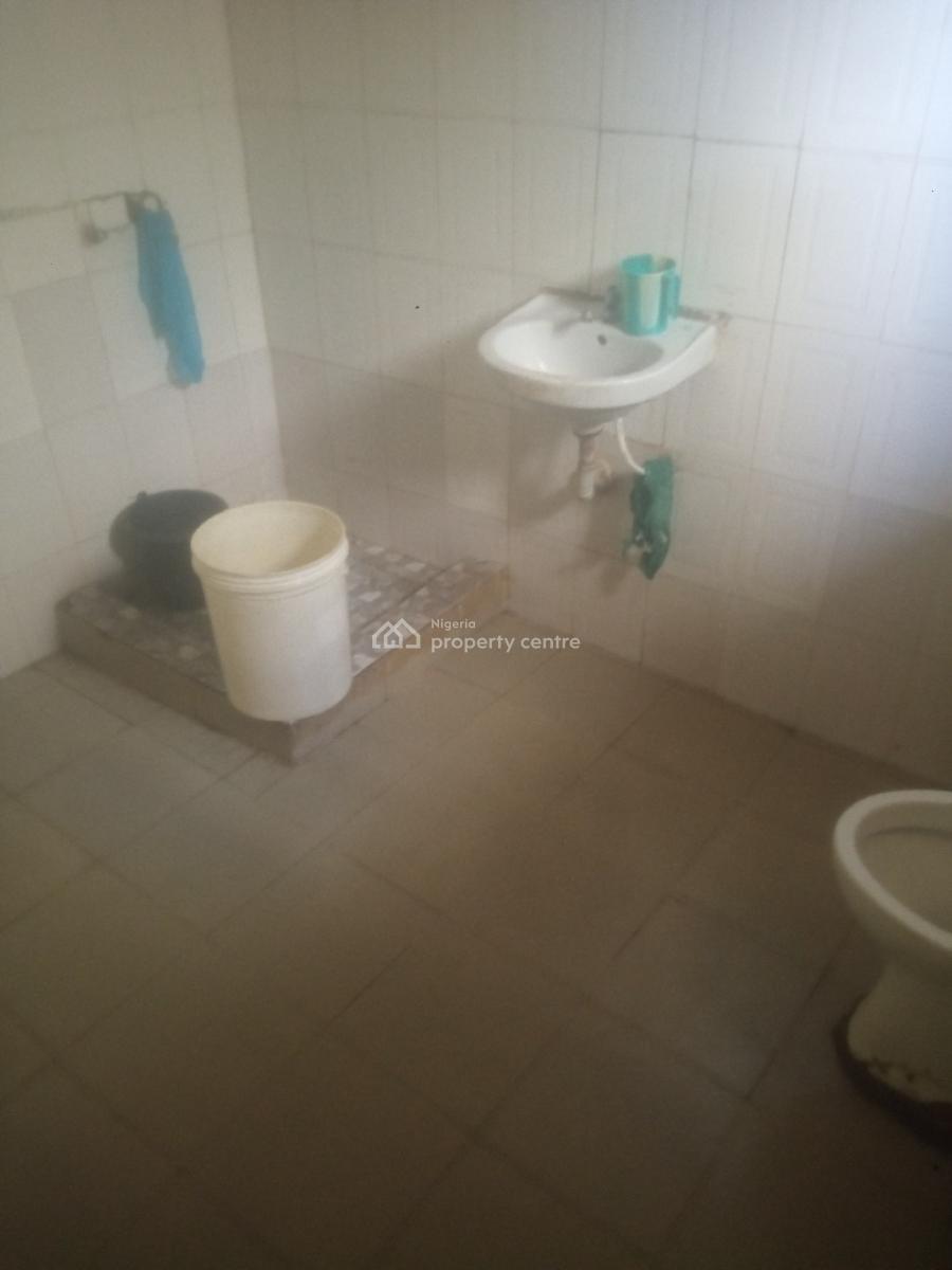 Single Room in a 2 Bedroom Flat, Paradise Estate, Lakowe, Ibeju Lekki, Lagos, House for Rent