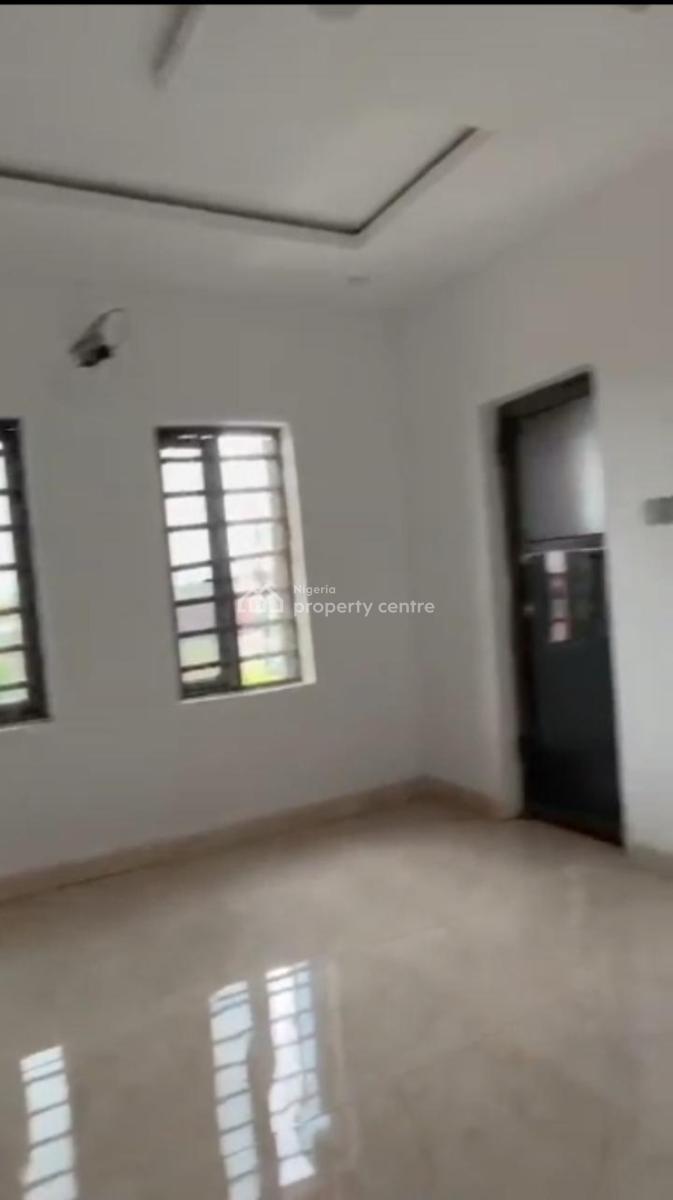 Lovely 3bedroom Flat, Soluyi, Gbagada, Lagos, Flat / Apartment for Rent