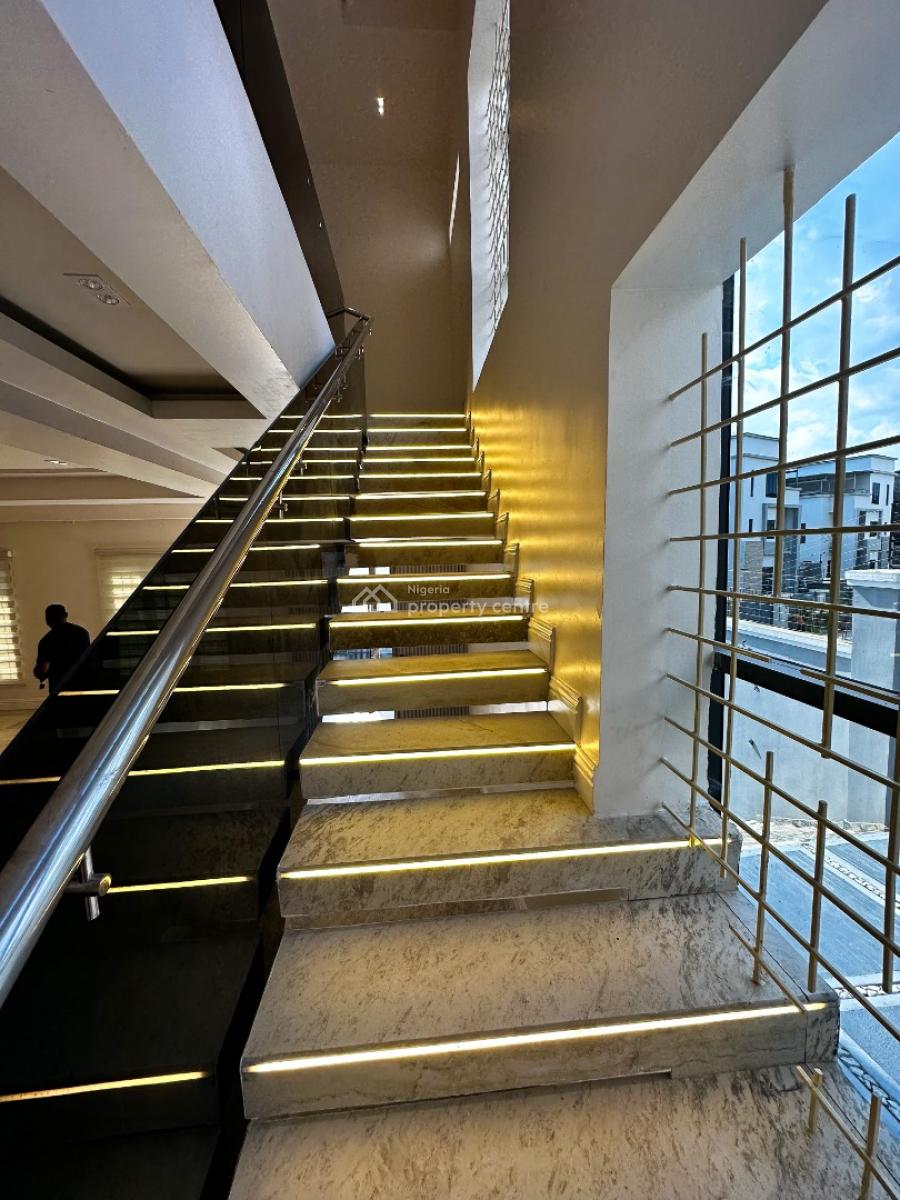 5 Bedroom End of Terrace Duplex with Bq, Guzape District, Abuja, Semi-detached Duplex for Sale