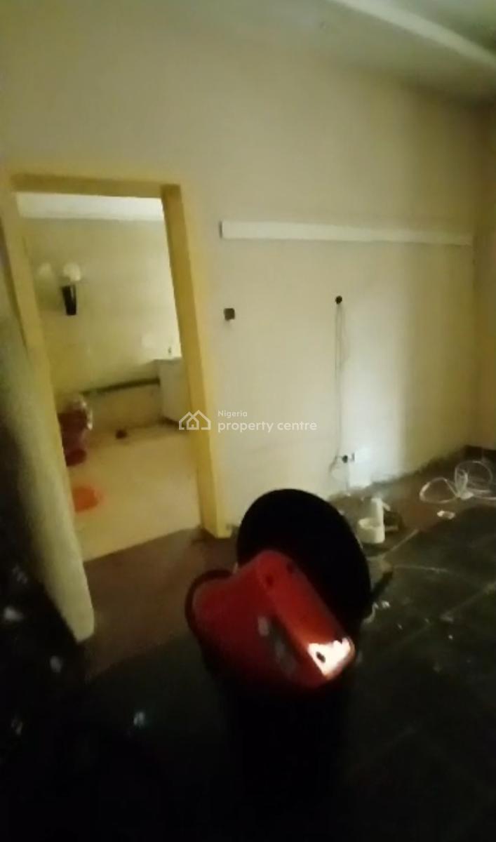 Spacious Self Contained Serviced Apartment with Massive Kitchen, Paradise 3 Estate Chevron Drive, Lekki, Lagos, Self Contain (single Rooms) for Rent