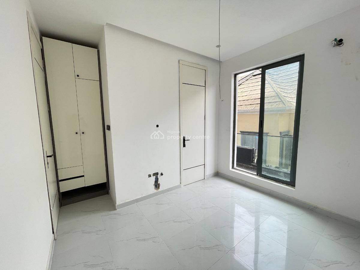 Newly Built 3 Bedroom Apartment, Freedom Way, Lekki Phase 1, Lekki, Lagos, Flat / Apartment for Sale