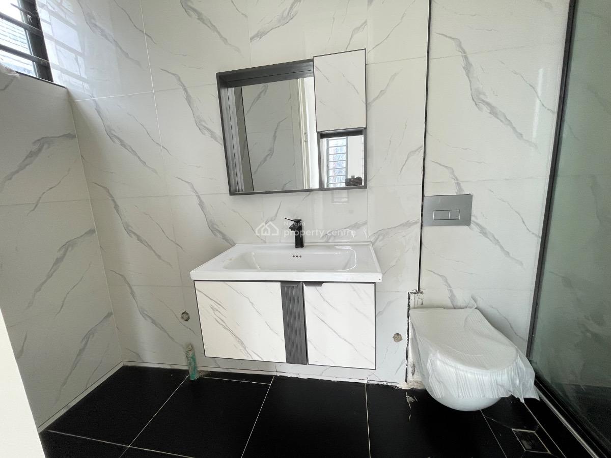 Newly Built 3 Bedroom Apartment, Freedom Way, Lekki Phase 1, Lekki, Lagos, Flat / Apartment for Sale