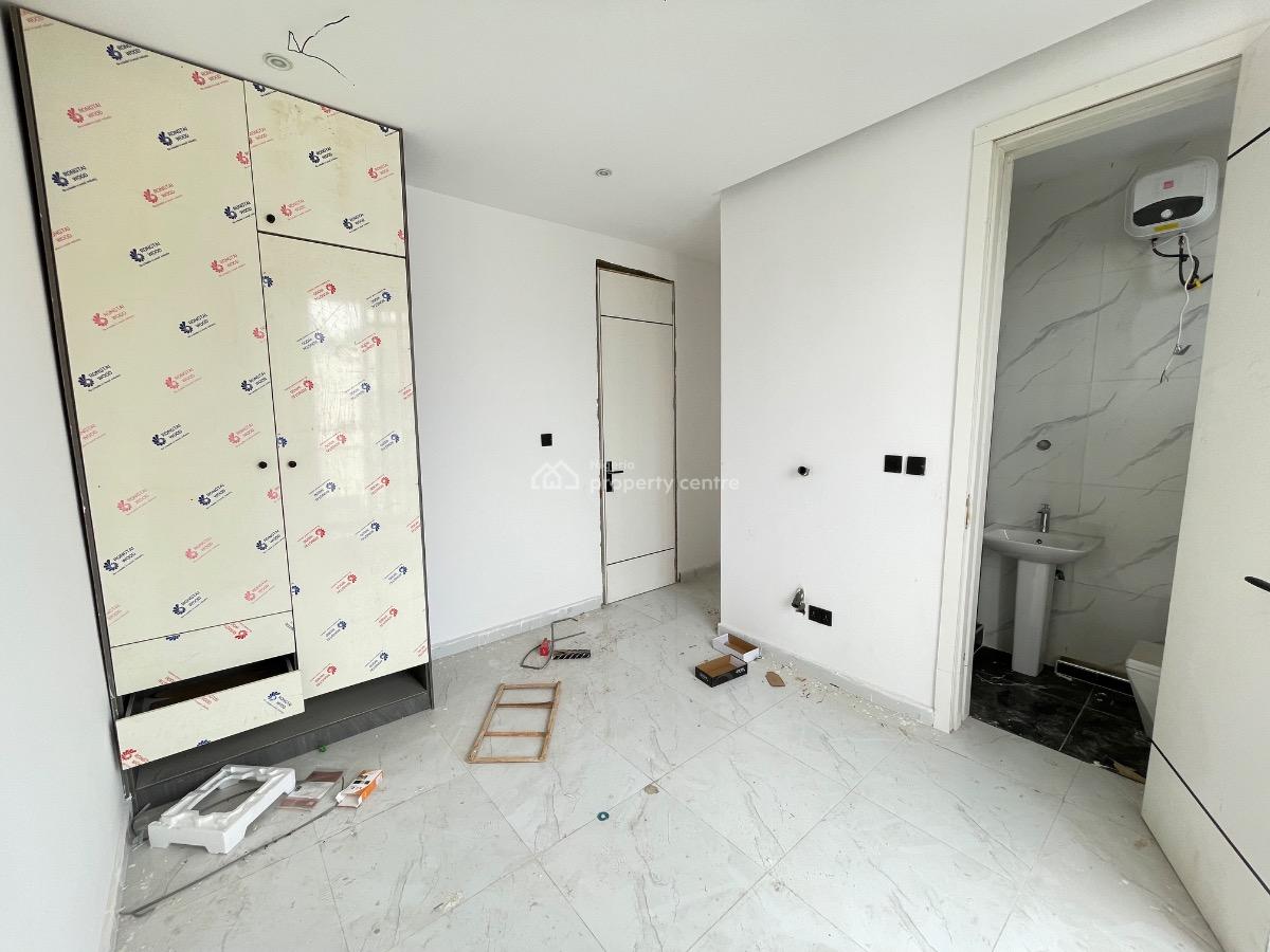 Newly Built 2 Bedroom Apartment, Freedom Way, Lekki Phase 1, Lekki, Lagos, Flat / Apartment for Sale