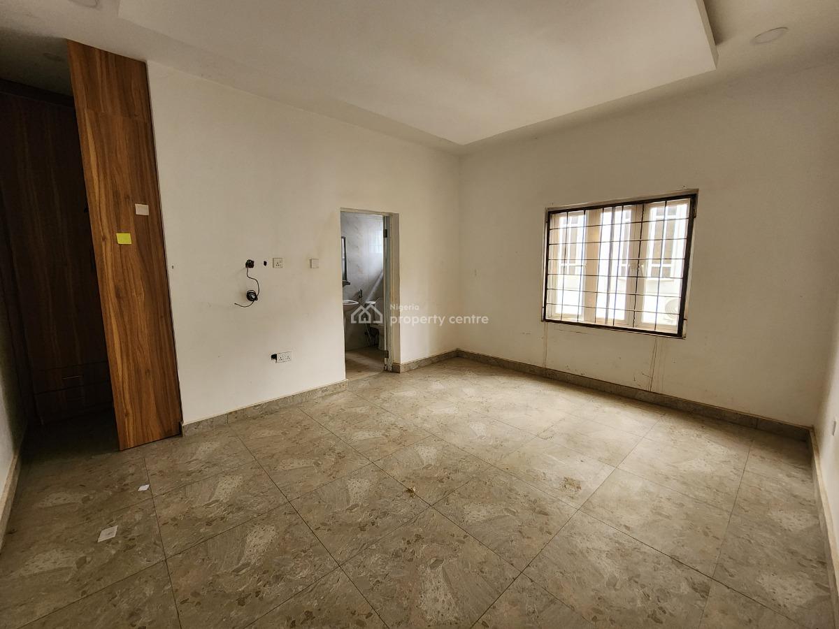 Premium 4 Bedroom End-terrace Duplex with Boys Quarter in Guzape, Close to Coza Church, Guzape District, Abuja, Terraced Duplex for Sale