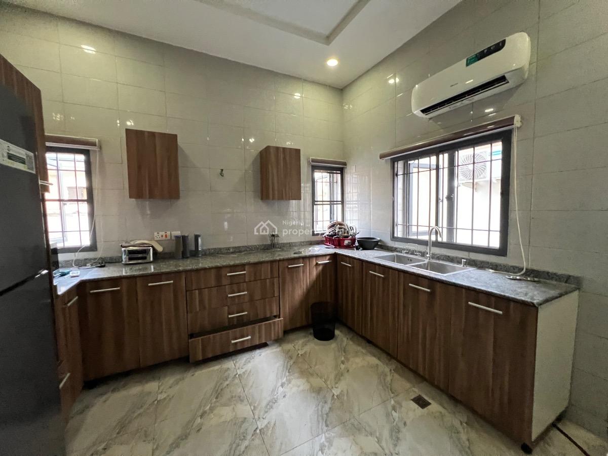 Fully Furnished, Well Located, Luxury 4 Bedroom Spacious Detached Bung, Suncity Estate, Galadimawa, Abuja, Detached Bungalow for Sale