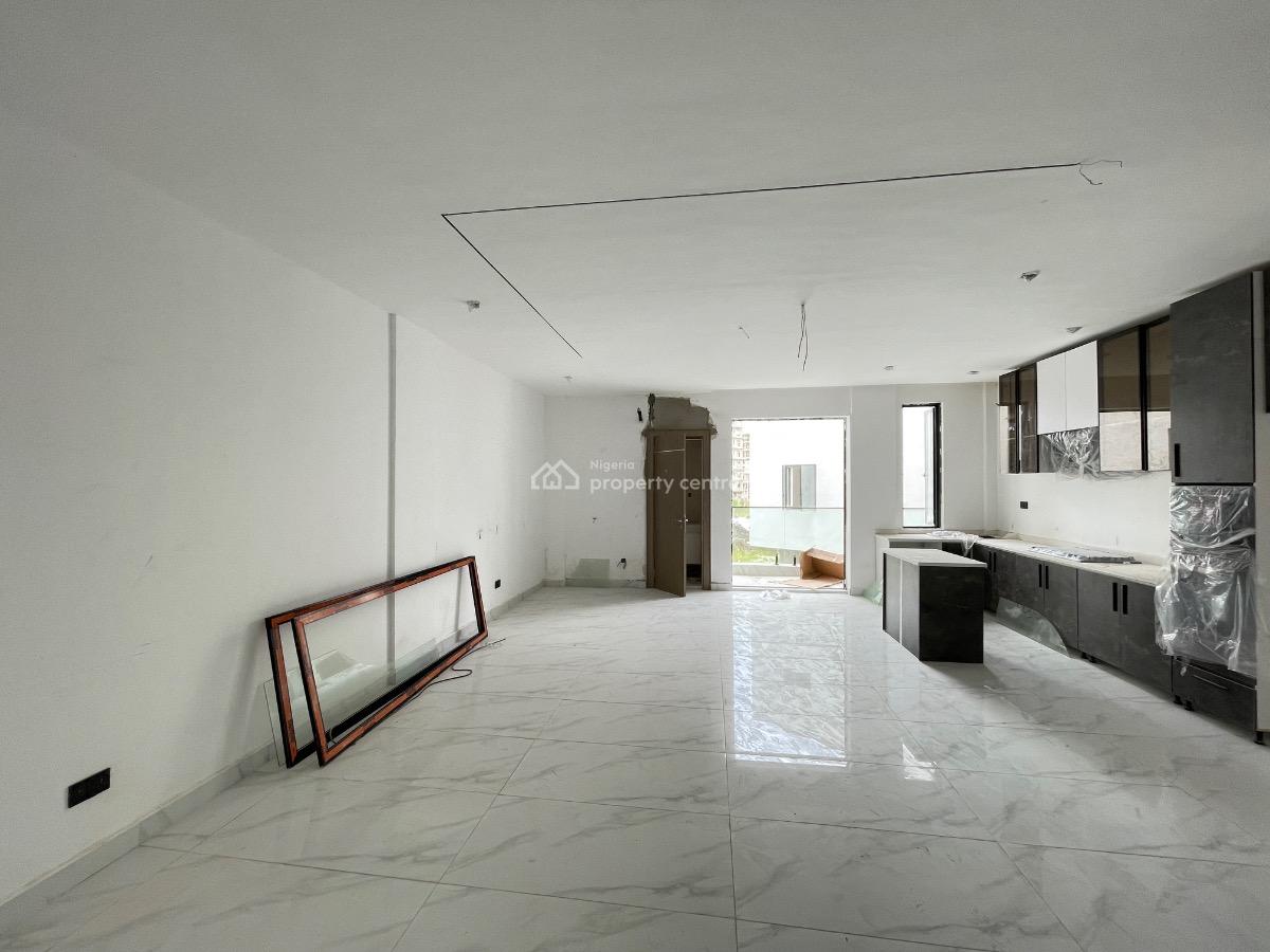 Contemporary 2 Bedroom Apartment, Freedom Way, Lekki Phase 1, Lekki, Lagos, Flat / Apartment for Sale