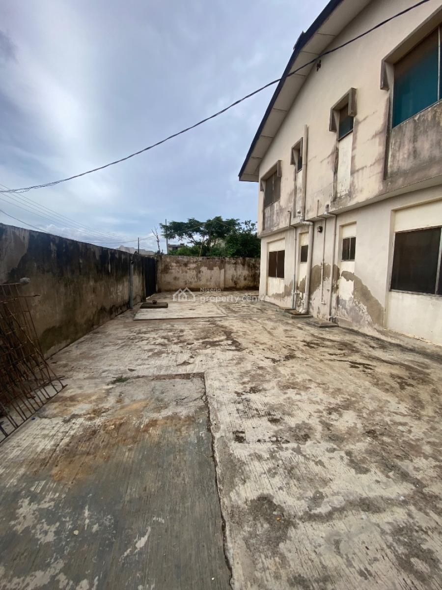 a Decent Block of Flat, Orisumbare, Ifelodun, Ejigbo, Lagos, Block of Flats for Sale