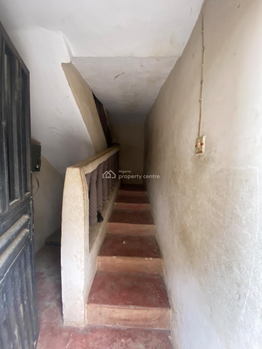 a Decent Block of Flat, Orisumbare, Ifelodun, Ejigbo, Lagos, Block of Flats for Sale