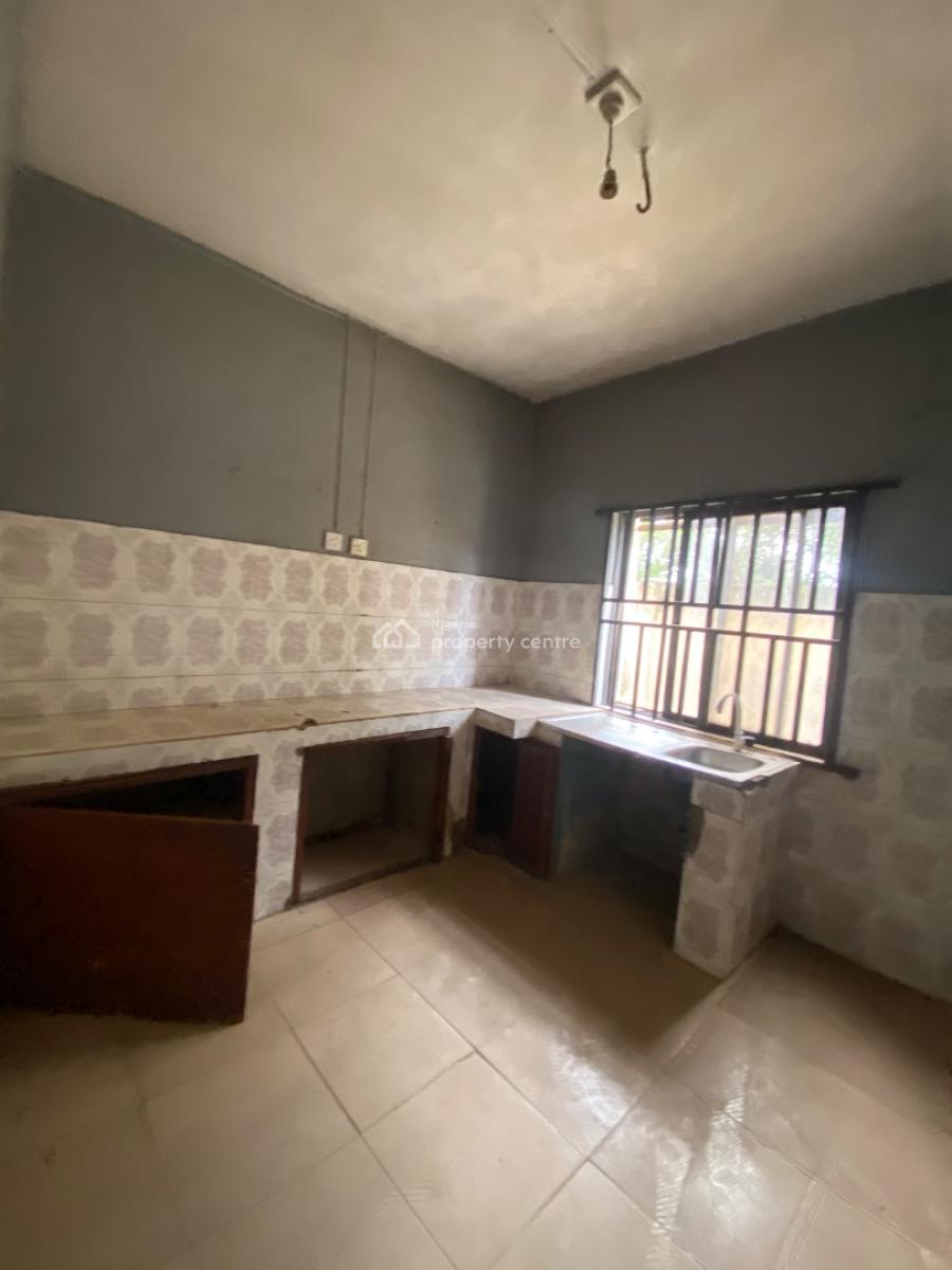 a Decent Block of Flat, Orisumbare, Ifelodun, Ejigbo, Lagos, Block of Flats for Sale