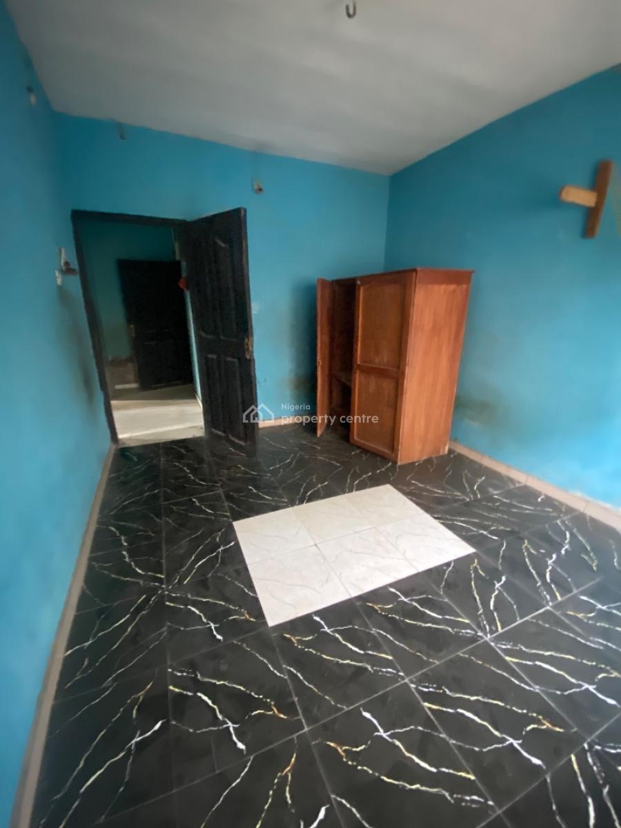 a Decent Block of Flat, Orisumbare, Ifelodun, Ejigbo, Lagos, Block of Flats for Sale