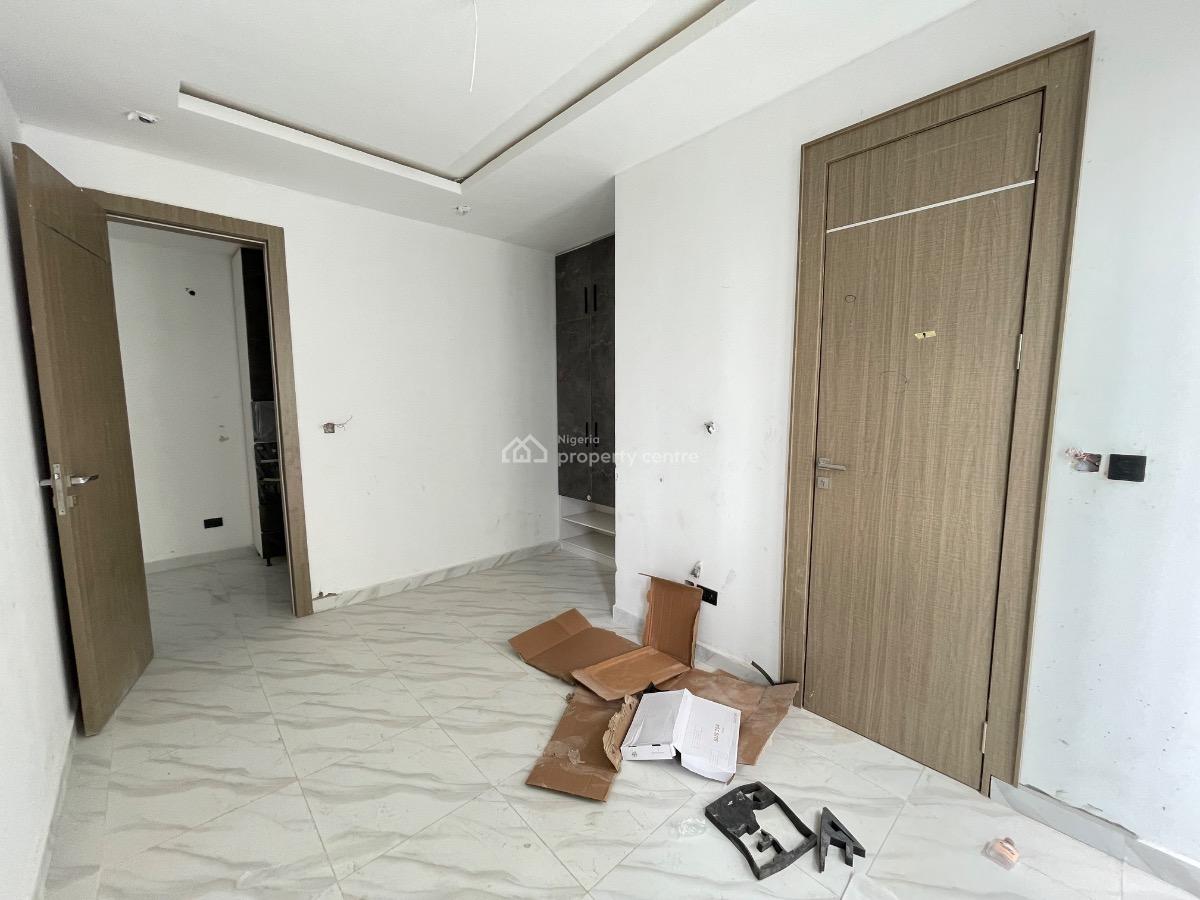 Contemporary 1 Bedroom Apartment, Freedom Way, Lekki Phase 1, Lekki, Lagos, Flat / Apartment for Sale