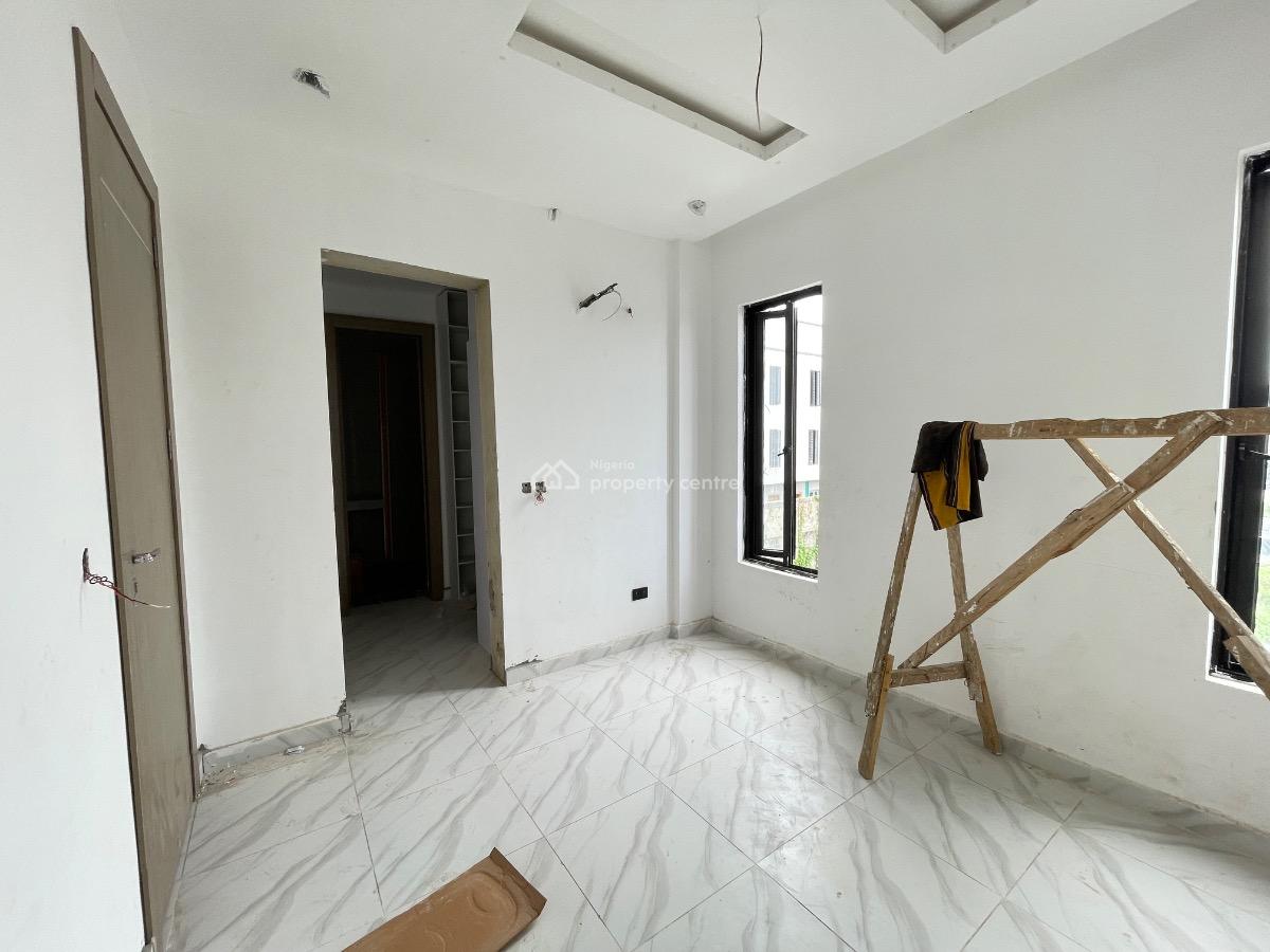 Contemporary 3 Bedroom Apartment, Freedom Way, Lekki Phase 1, Lekki, Lagos, Flat / Apartment for Sale