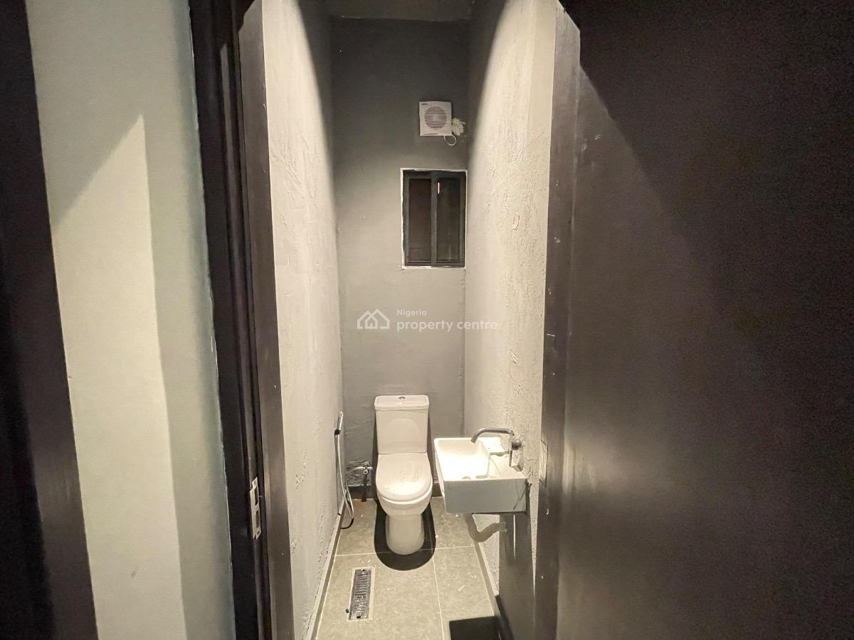 Exquisite 1 Bedroom Apartment, Freedom Way, Lekki Phase 1, Lekki, Lagos, Mini Flat (room and Parlour) for Sale