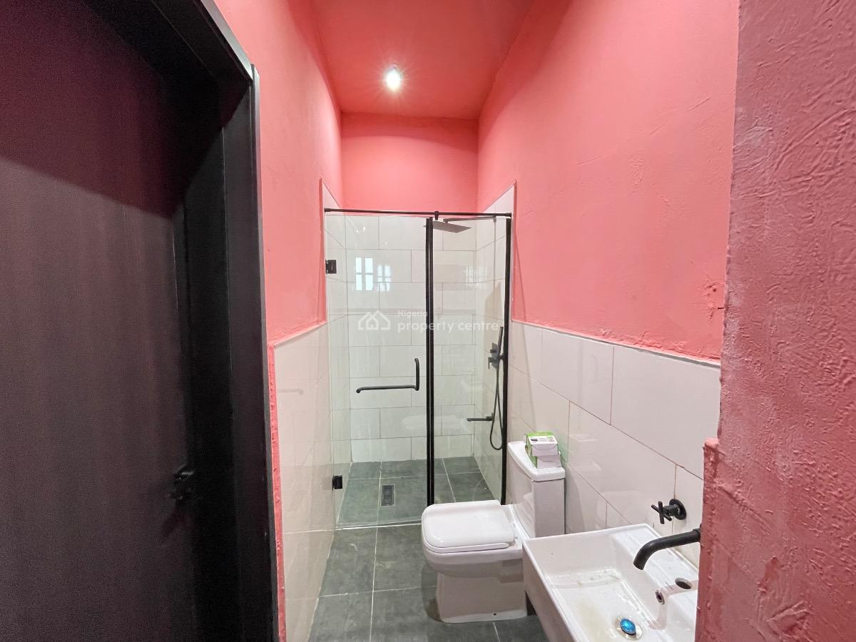 Exquisite 1 Bedroom Apartment, Freedom Way, Lekki Phase 1, Lekki, Lagos, Mini Flat (room and Parlour) for Sale