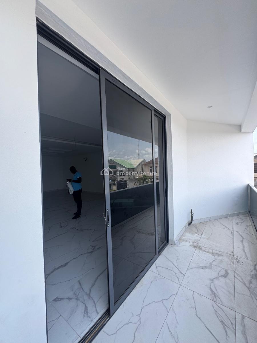 Gorgeous Four (4) Bedroom Terraced Duplex, Lekki Phase 1, Lekki, Lagos, Terraced Duplex for Sale