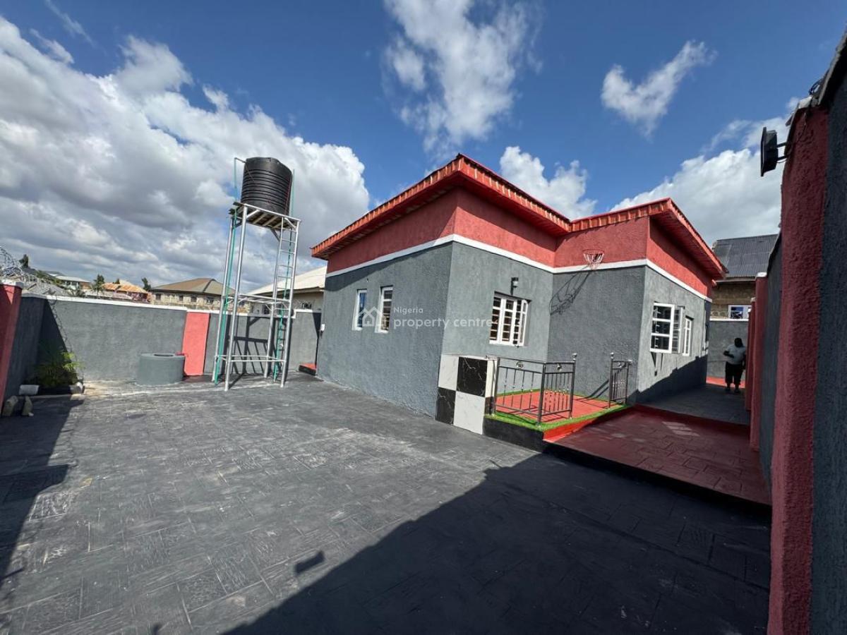 ```newly Built Three Bedroom Bungalow  ```, Karinkapo Estate, Tipper Garage , Akala Express Ibadan, Ibadan, Oyo, House for Sale