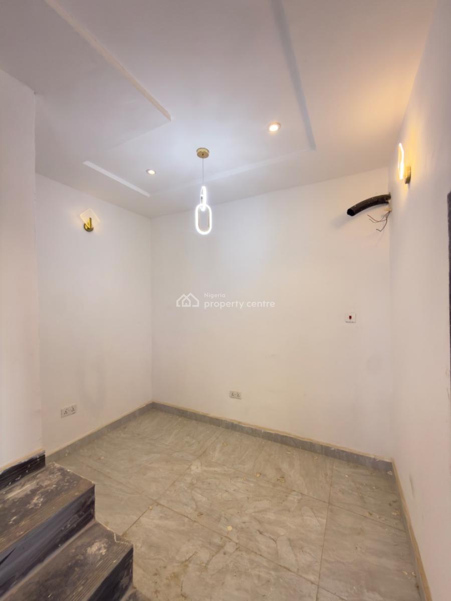 Newly Built 2 Bedroom Flat, Gwarinpa Extension, Gwarinpa, Abuja, Flat / Apartment for Rent