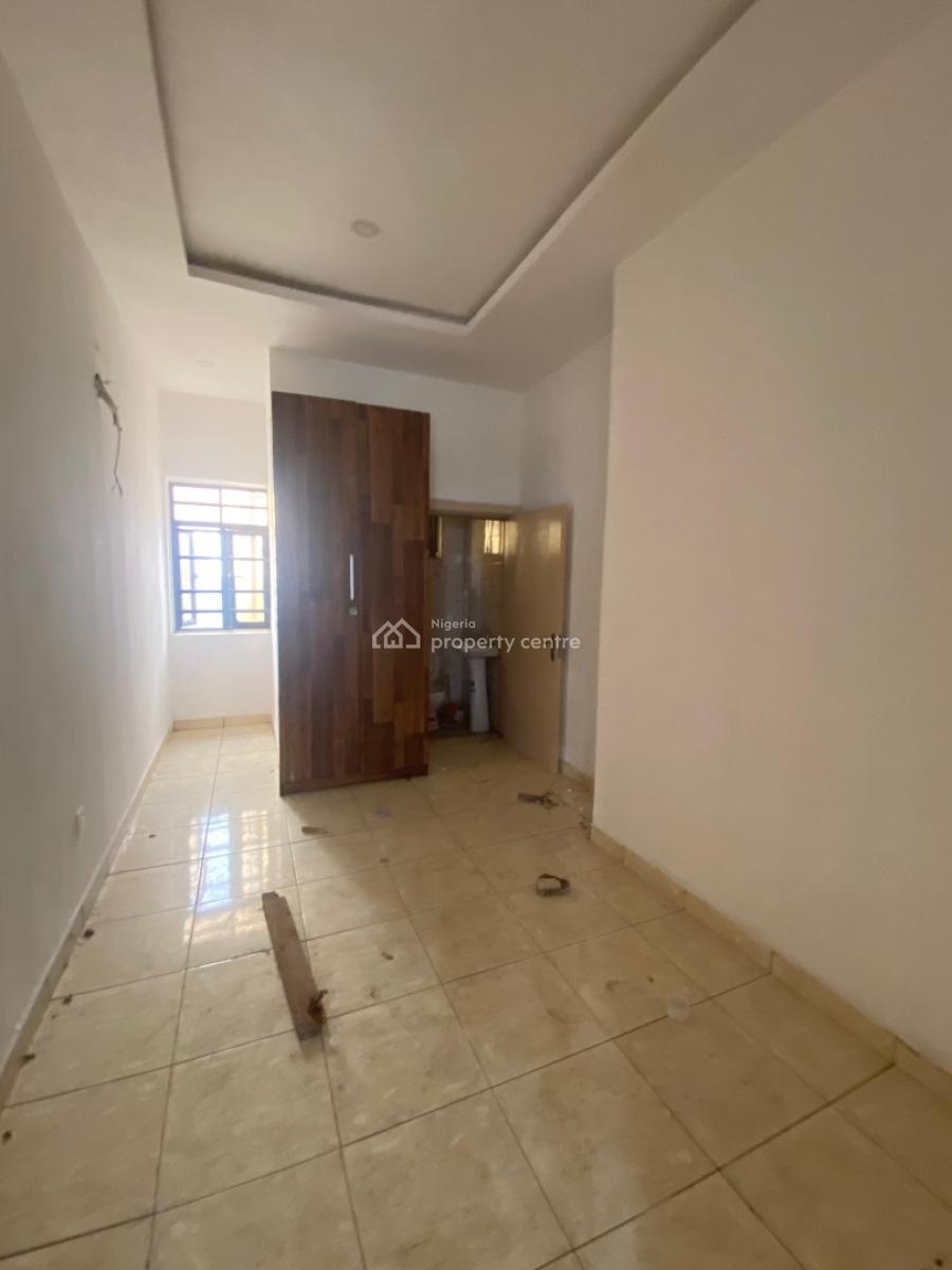 Well Designed &spacious 4bedroom Self Compound Semi Detached Duplex, Main Ikota Villa Estate,behind Mega Chicken,ikota,lekki,lagos,nigeria, Ikota, Lekki, Lagos, Semi-detached Duplex for Sale