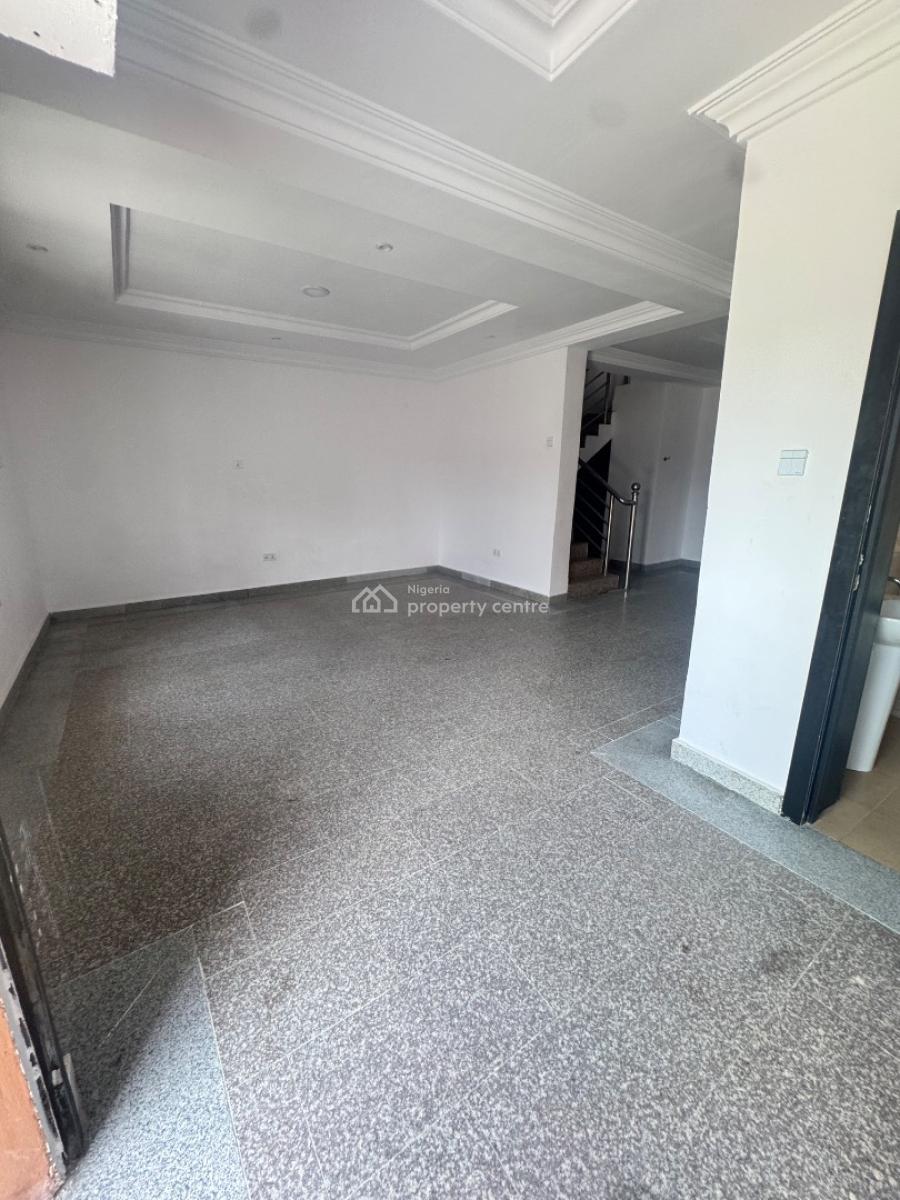 Luxury Spacious 5 Bedroom House, Lekki Phase 1, Lekki, Lagos, Semi-detached Duplex for Rent