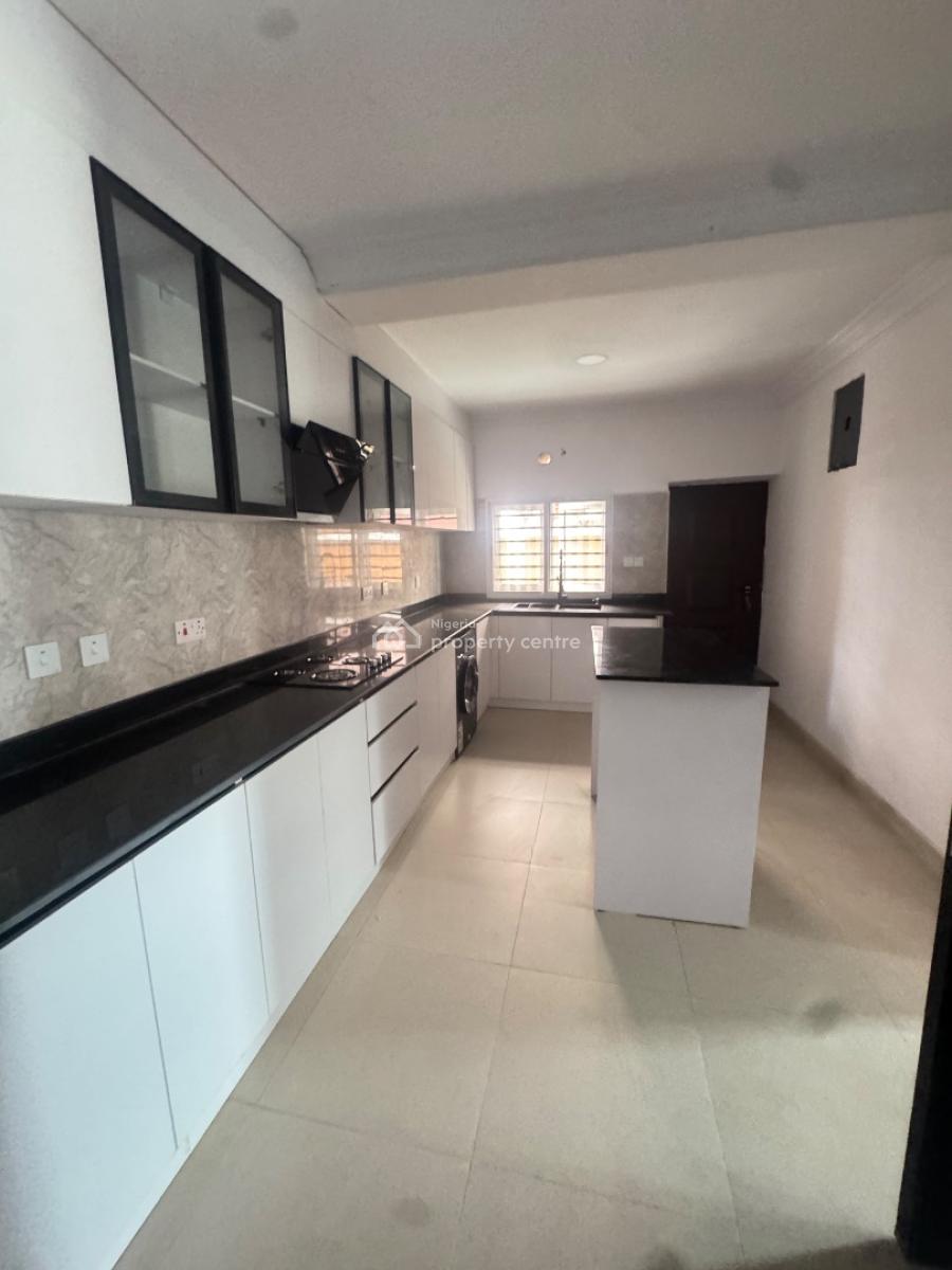 Luxury Spacious 5 Bedroom House, Lekki Phase 1, Lekki, Lagos, Semi-detached Duplex for Rent