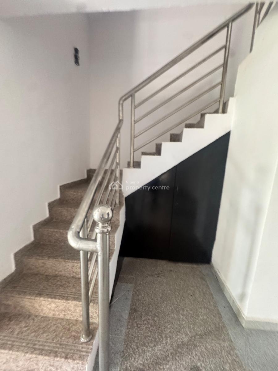 Luxury Spacious 5 Bedroom House, Lekki Phase 1, Lekki, Lagos, Semi-detached Duplex for Rent