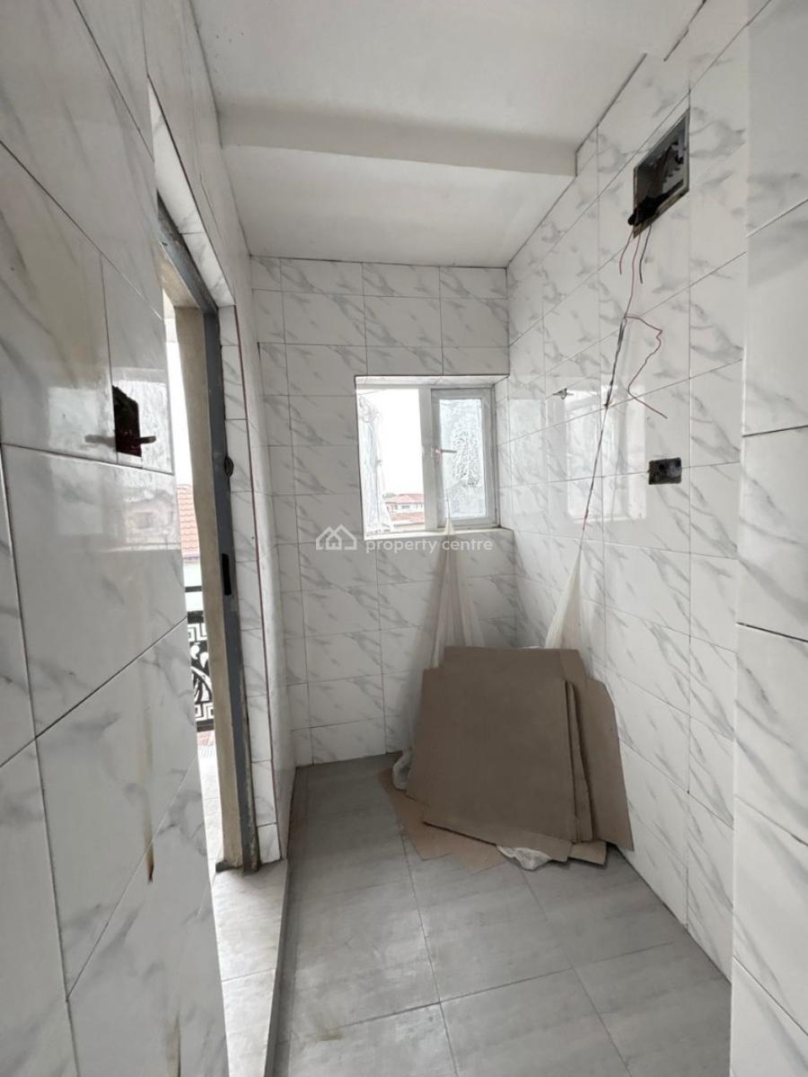 1 Bedroom Long Lease Investment High Yield Income Potential, Ilupeju, Lagos, Flat / Apartment for Sale