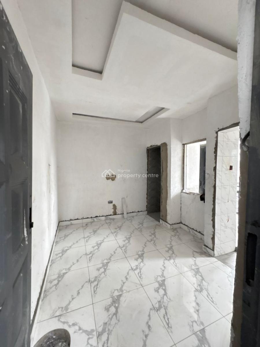 1 Bedroom Long Lease Investment High Yield Income Potential, Ilupeju, Lagos, Flat / Apartment for Sale