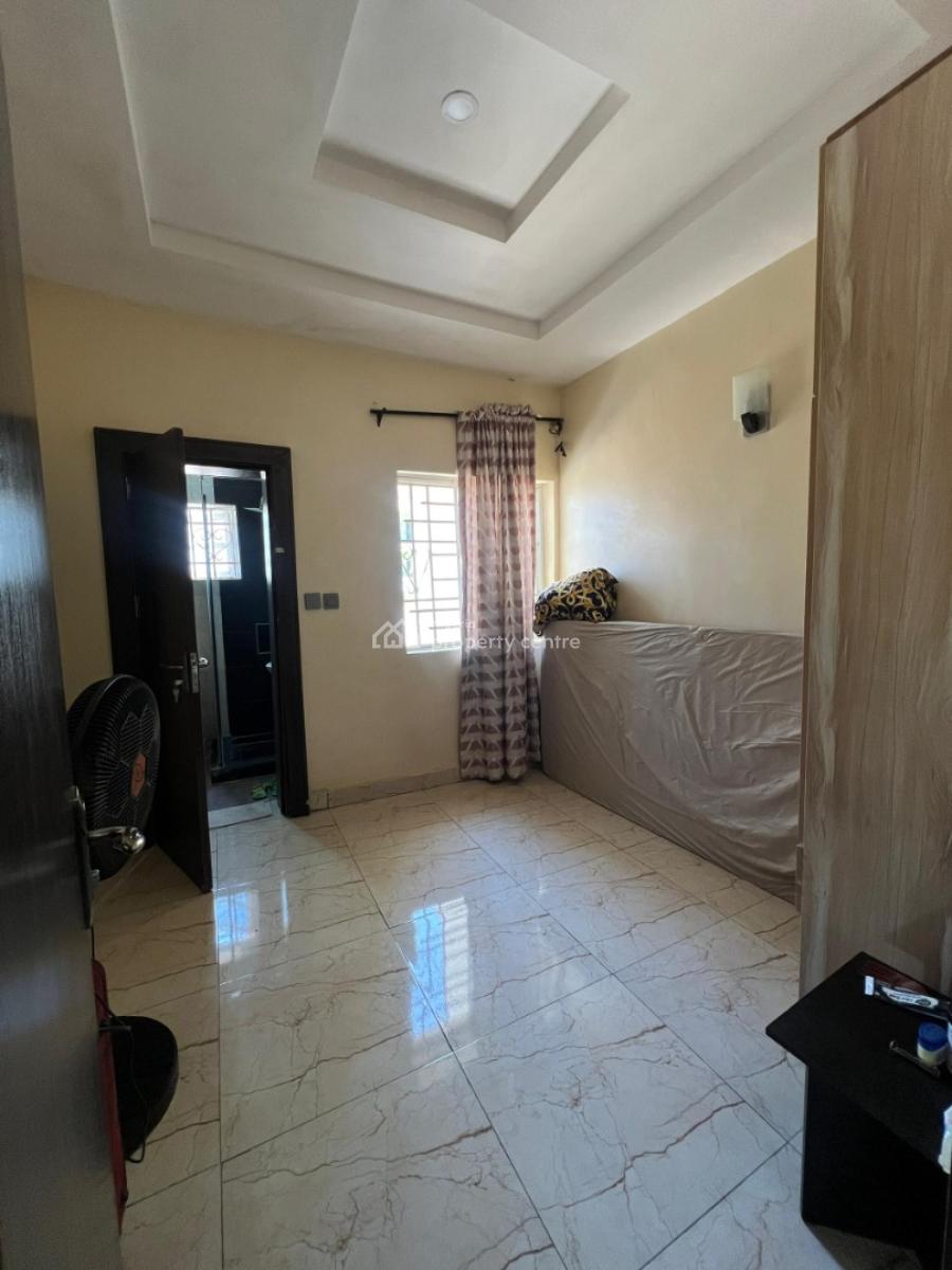 Flatmate Needed in a Shared Apartment, Lugbe District, Abuja, House for Rent