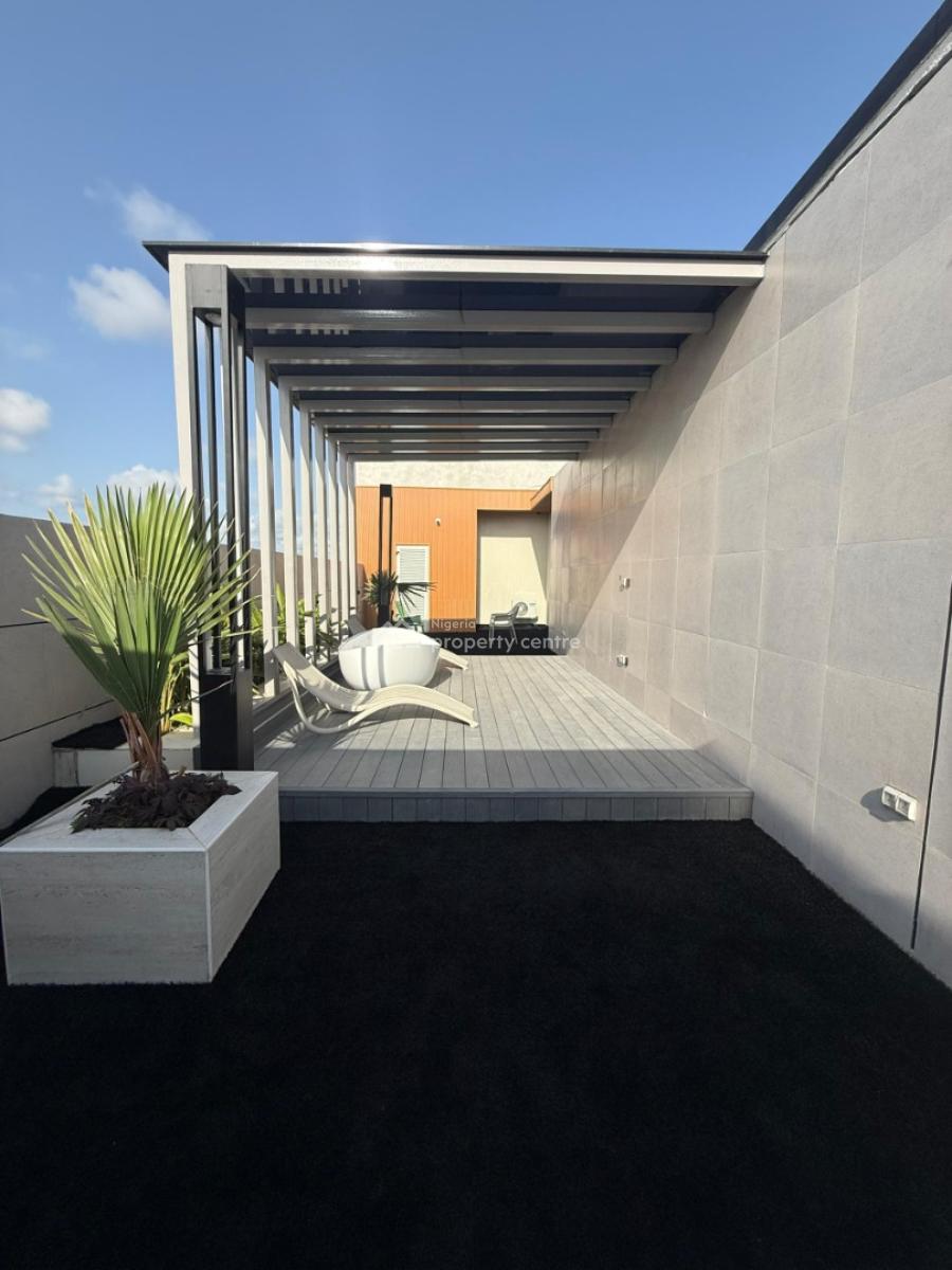 Contemporary 2 Bedroom Penthouse with Gazzebo, Lekki Phase 1, Lekki, Lagos, Block of Flats for Sale