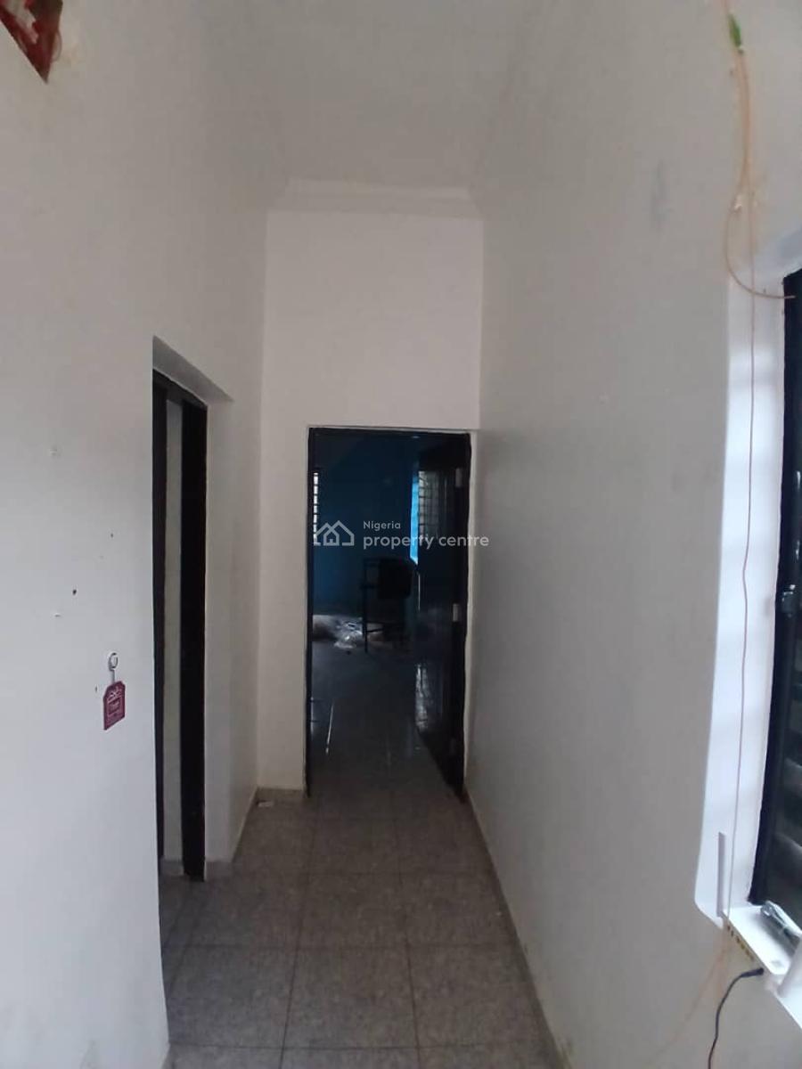 a Luxury 2 Bedrooms Flat, Anu Crescent, Badore, Ajah, Lagos, Flat / Apartment for Rent