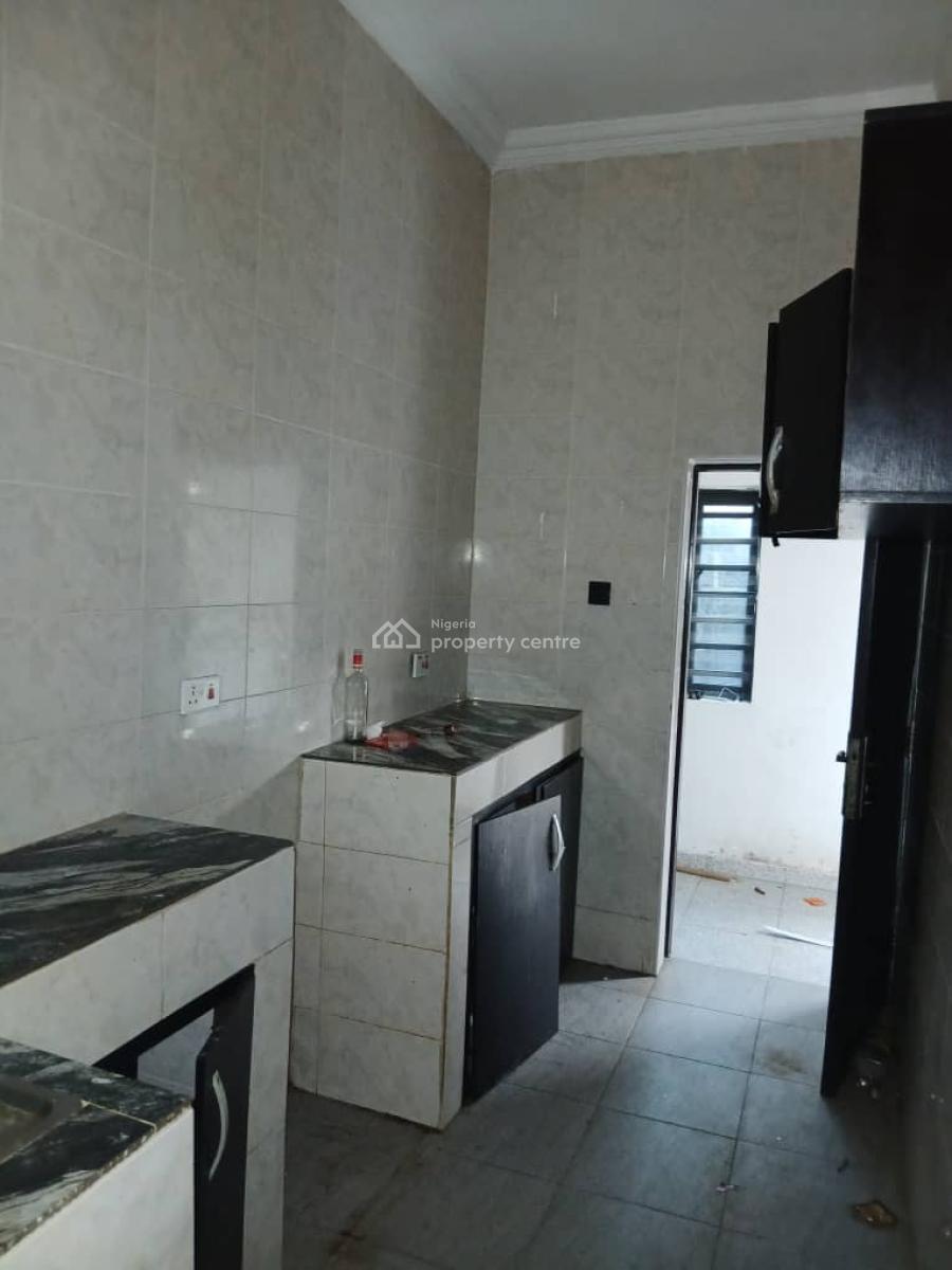 a Luxury 2 Bedrooms Flat, Anu Crescent, Badore, Ajah, Lagos, Flat / Apartment for Rent