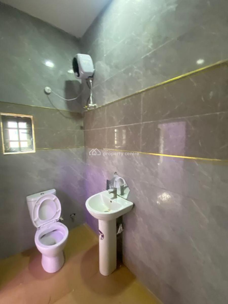 a Luxury 2 Bedrooms Flat with, Treasure Estate, Sangotedo, Ajah, Lagos, Flat / Apartment for Rent