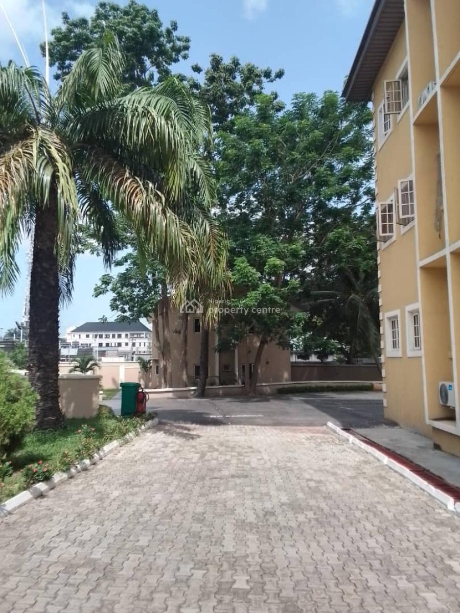 Well Maintained 2-bedroom Flat Apartment All Ensuite on The Ground Flo, Off Gerald Road, Old Ikoyi, Ikoyi, Lagos, Flat / Apartment for Rent